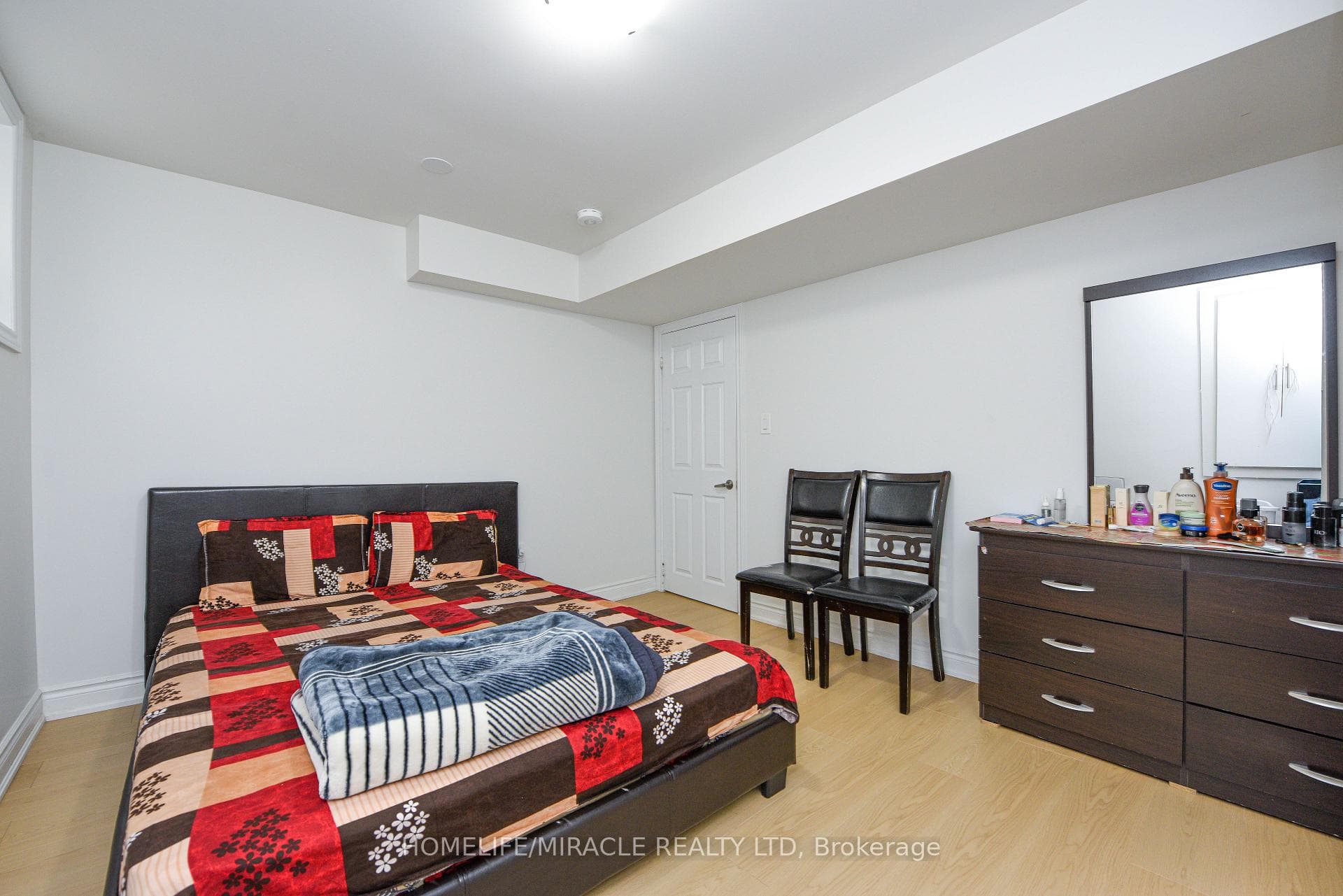 113 Seclusion Crescent — property photo