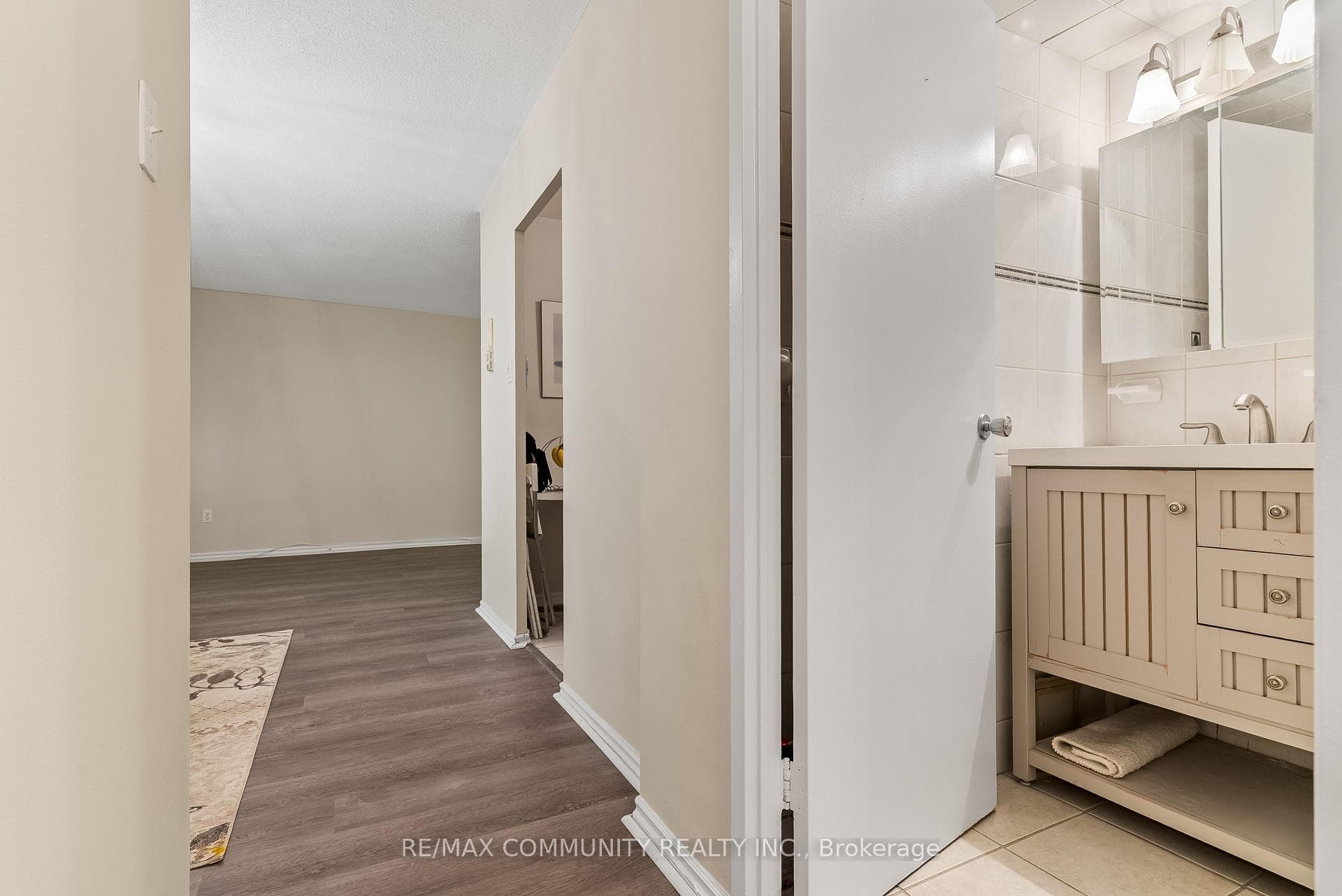 2205- 1350 York Mills Road — property photo