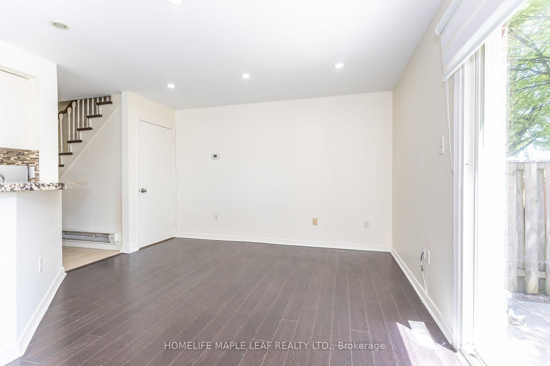 10- 45 Bristol Road — property photo