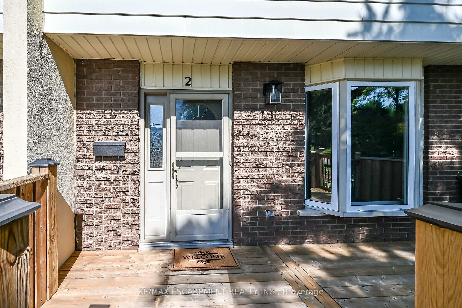 2- 199 YORK Road — property photo