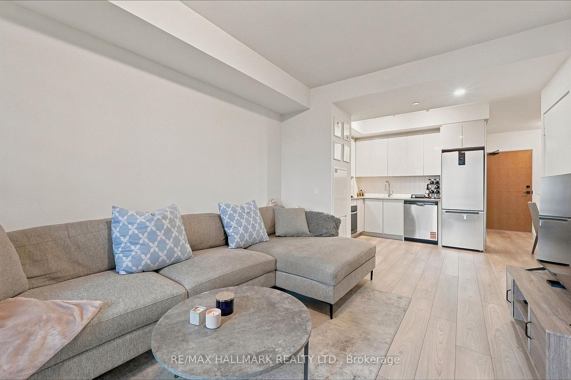 2903- 2920 Highway 7 N/A — property photo