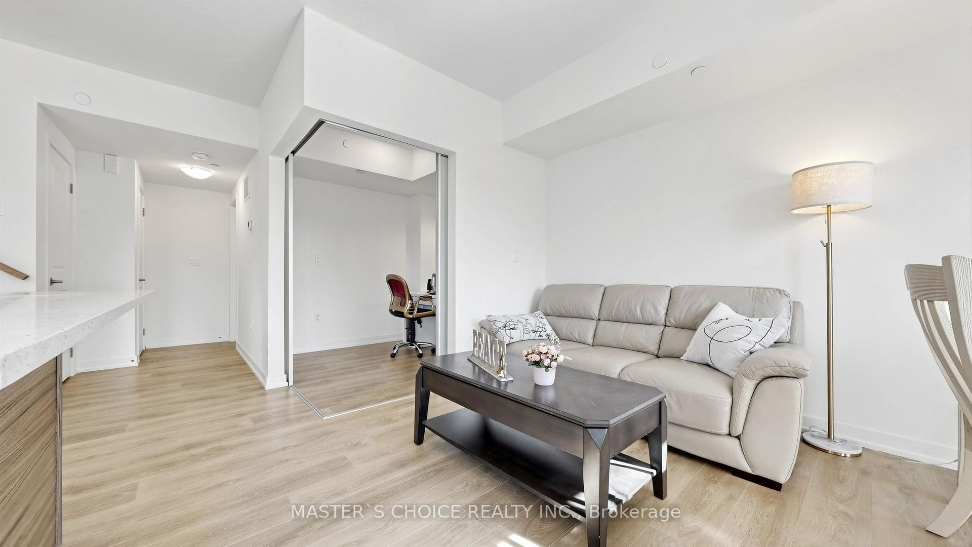 1404- 56 Elizabeth Street — property photo