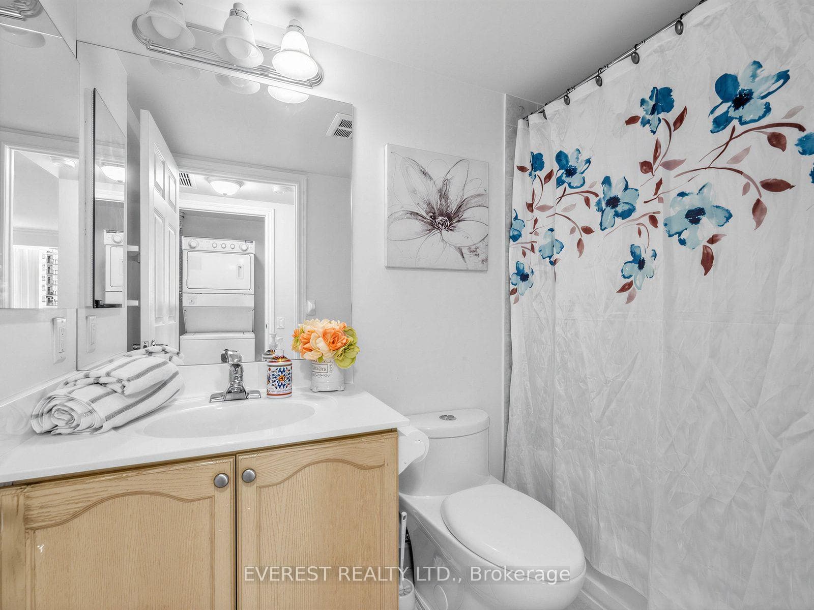 2103- 61 Town Centre Court — property photo