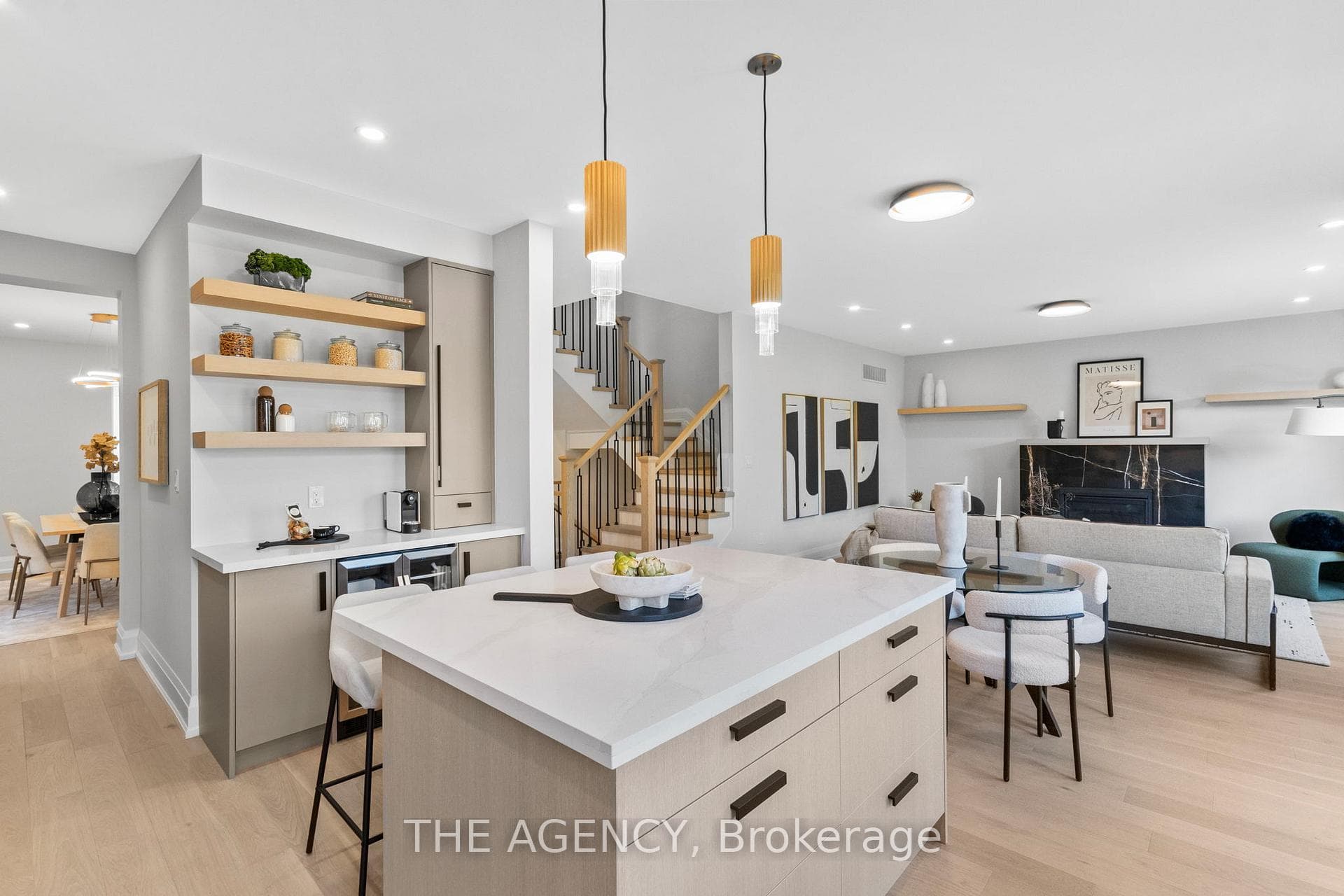 41 St Andrews Boulevard — property photo