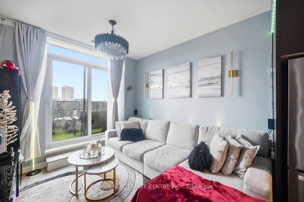 8 Nahani Way 304 Way — property photo