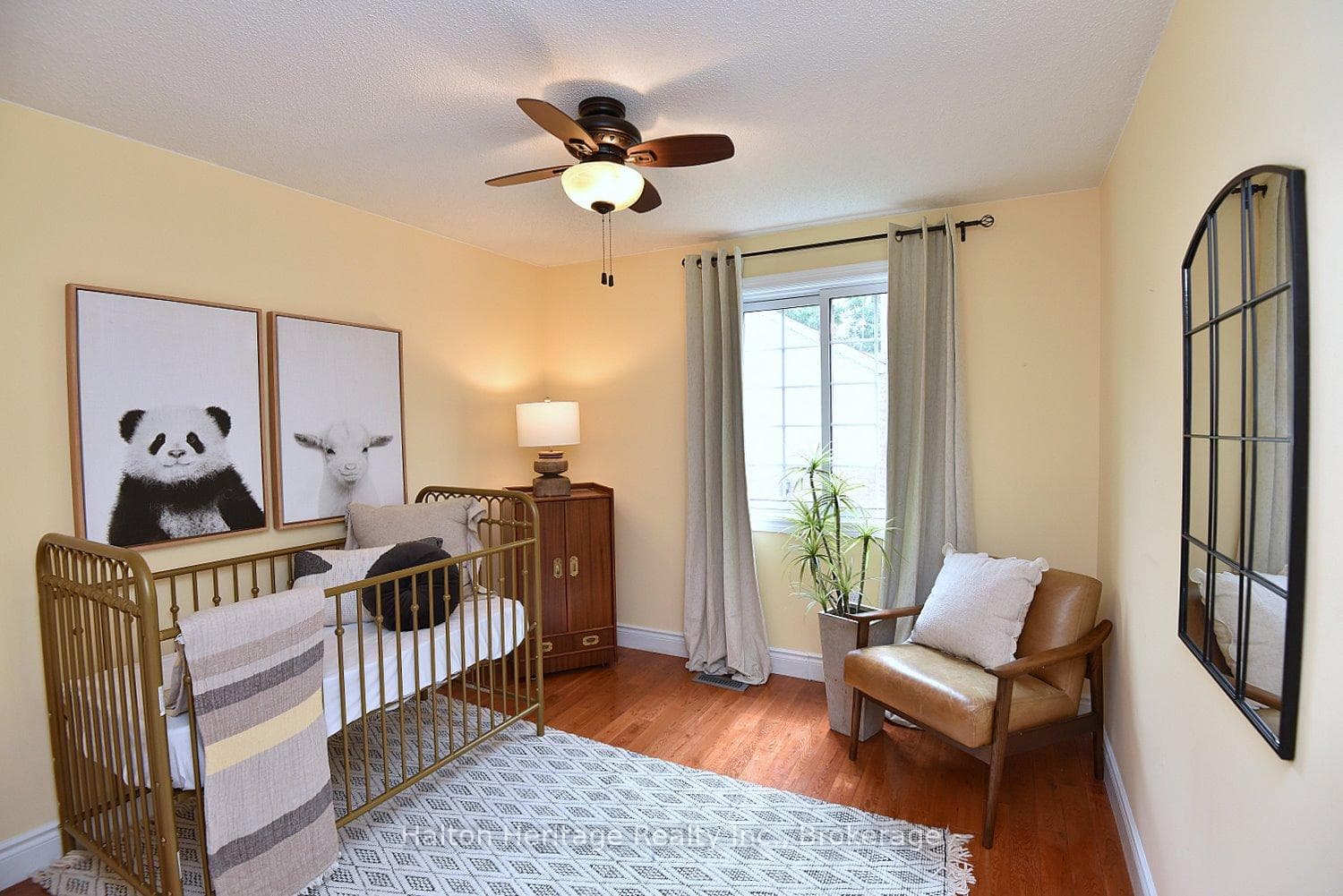 34 Howard Boulevard — property photo