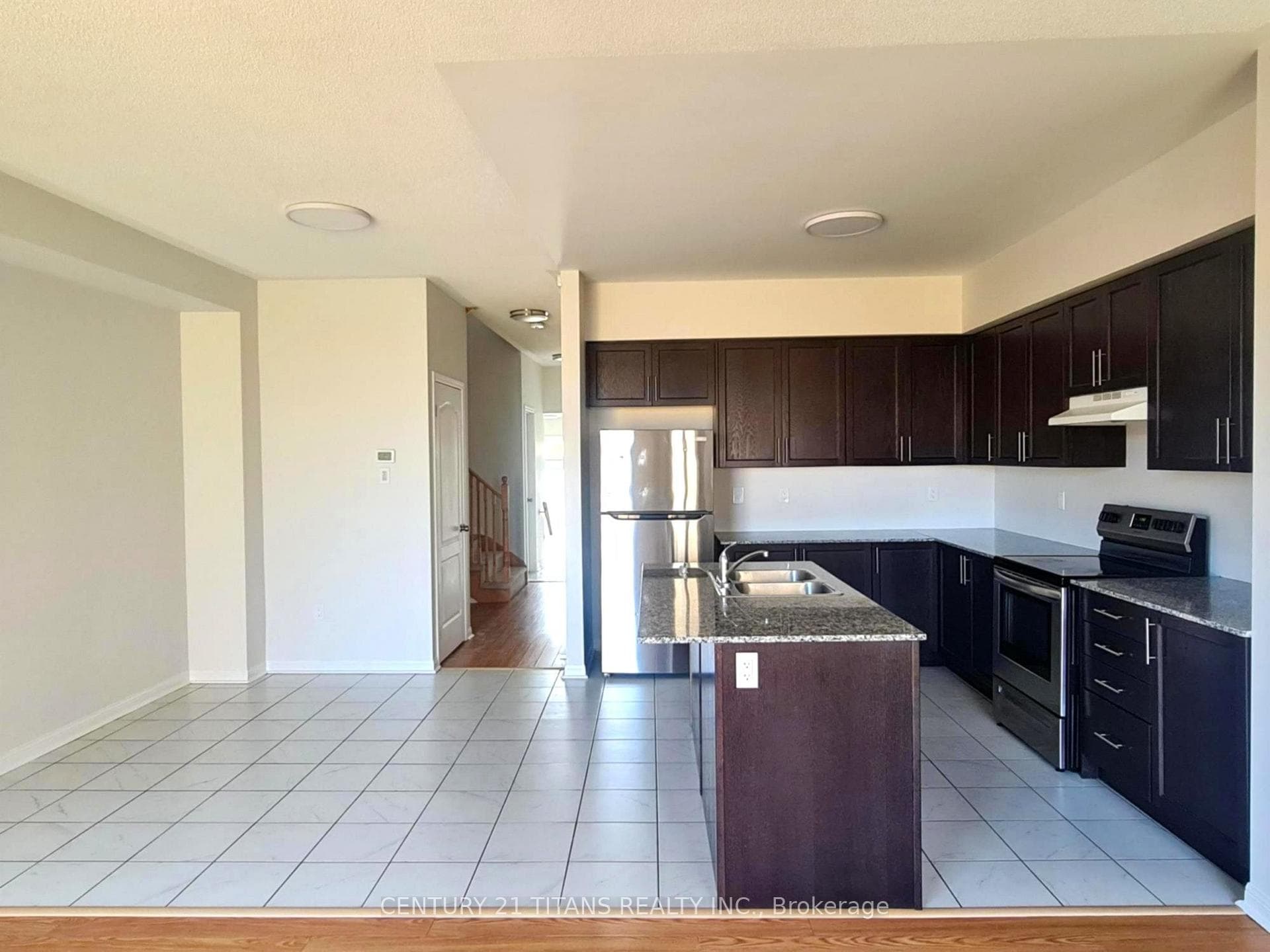 2590 Winter Words Drive — property photo