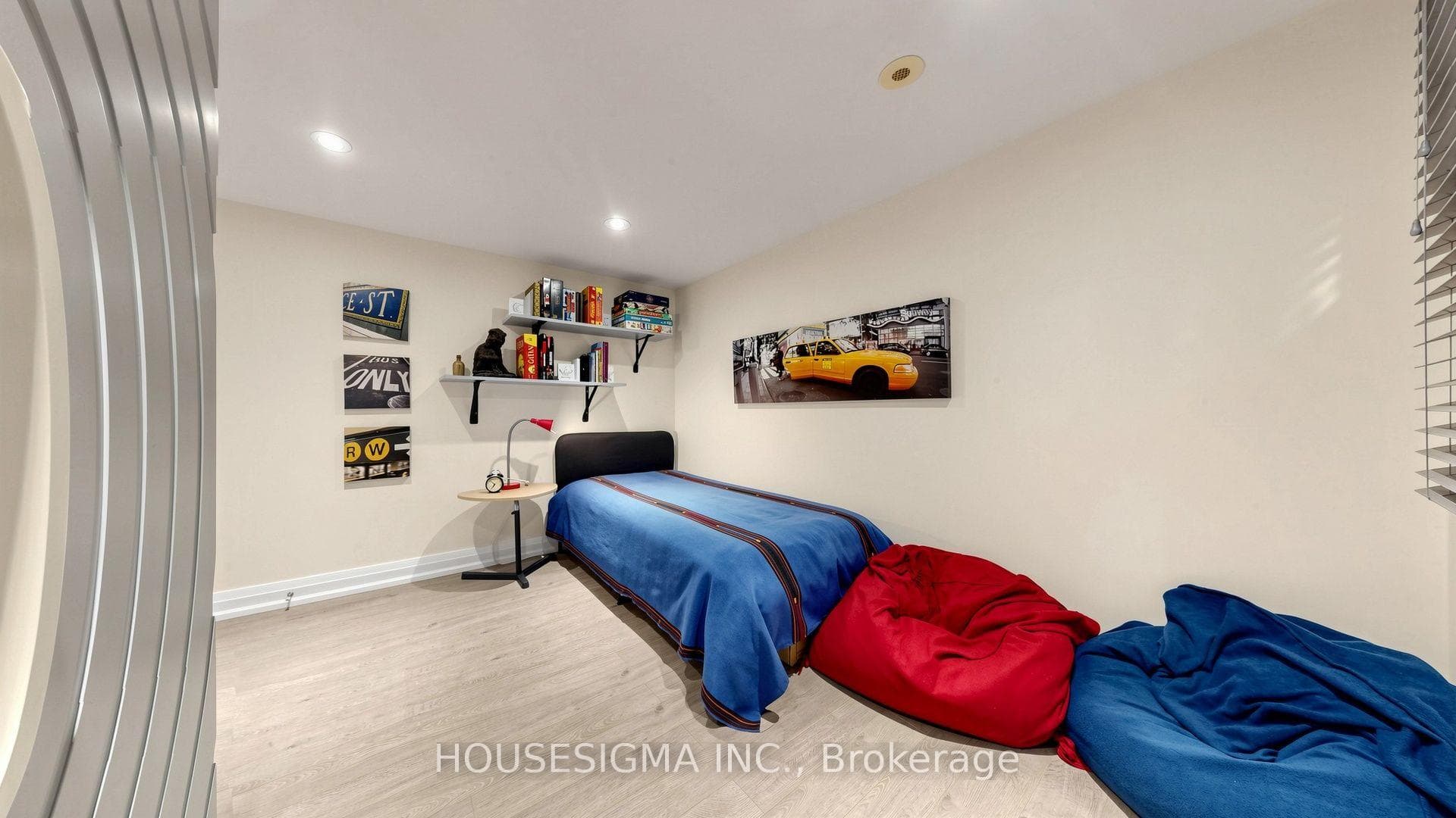 6 Koos Road — property photo