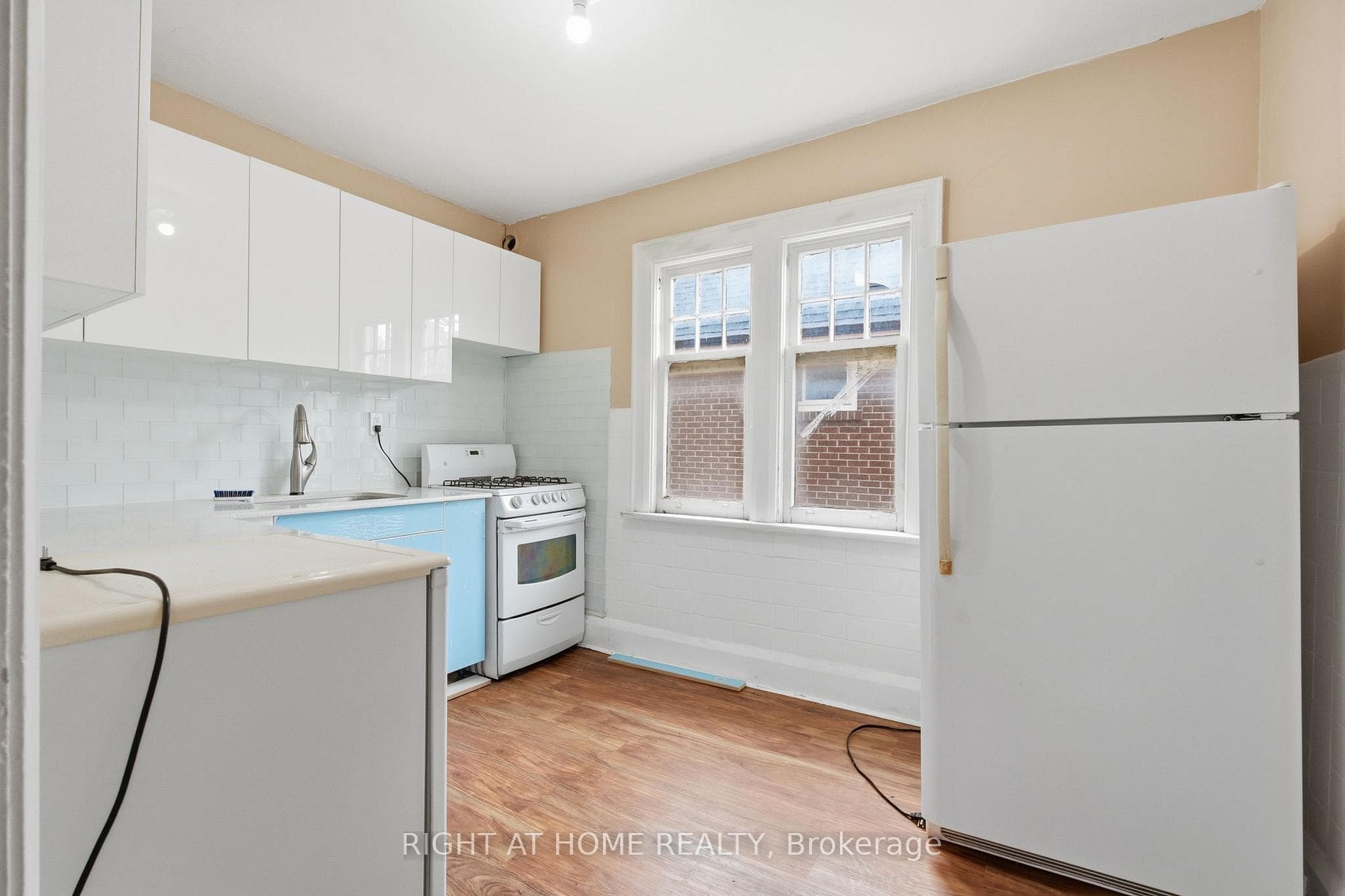 502 Salem Avenue — property photo