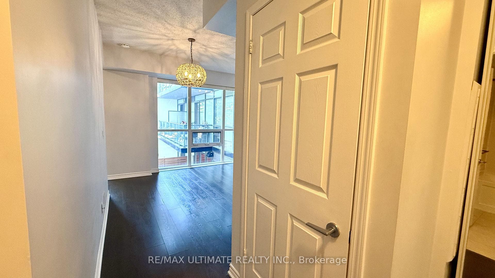 723- 15 James Finlay Way — property photo