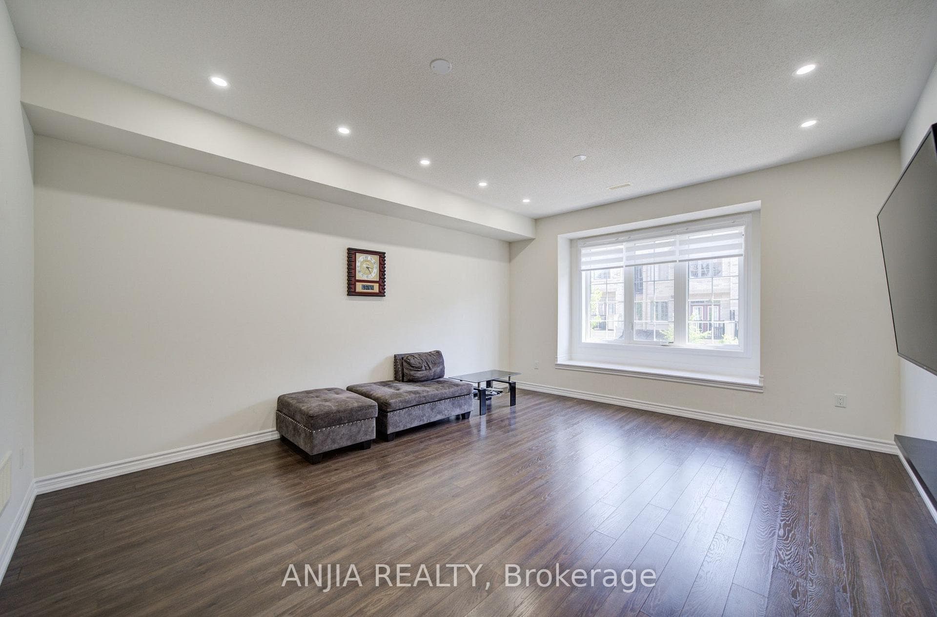 134 Frederick Wilson Avenue — property photo