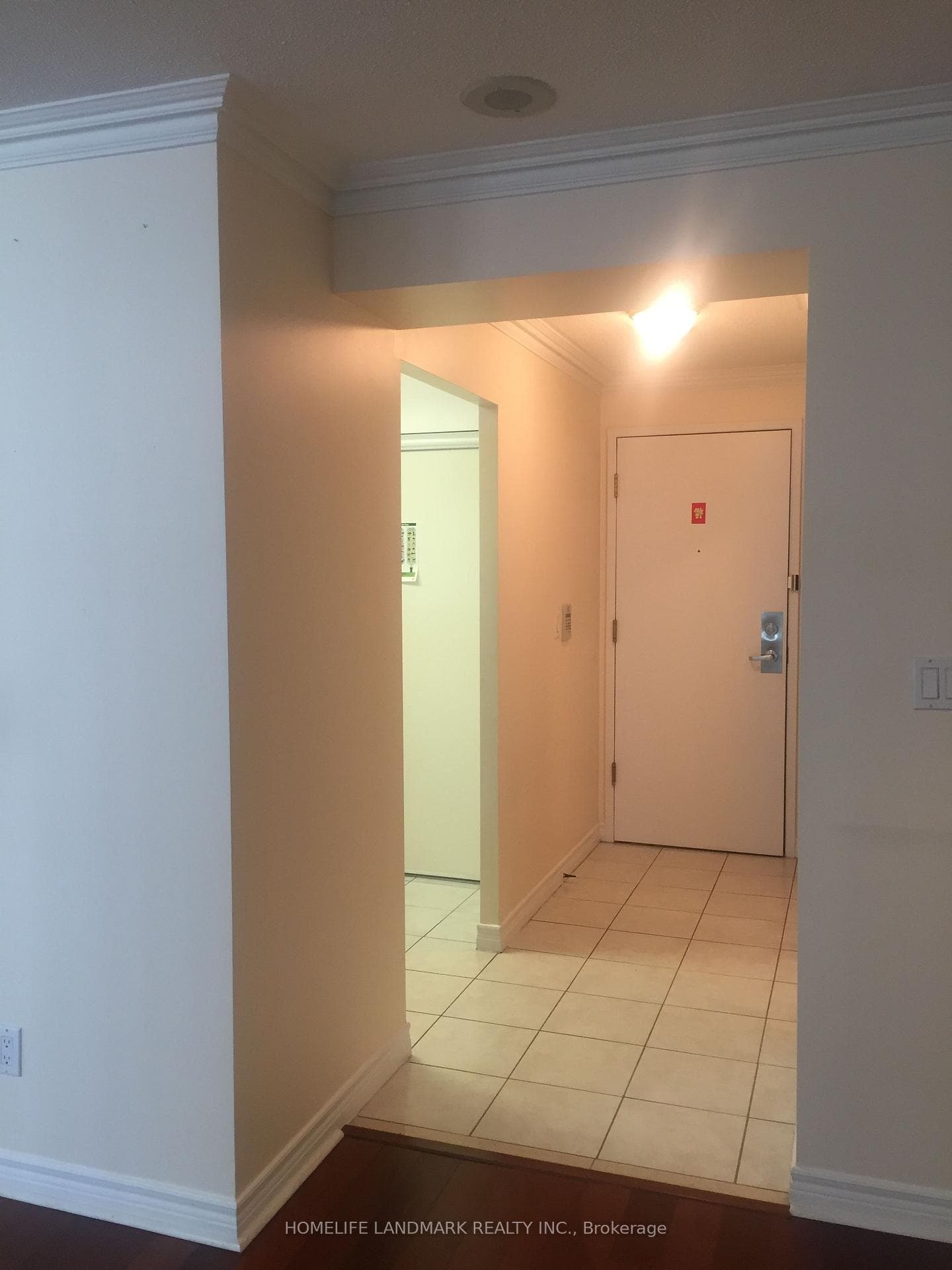 639- 68 Corporate Drive — property photo