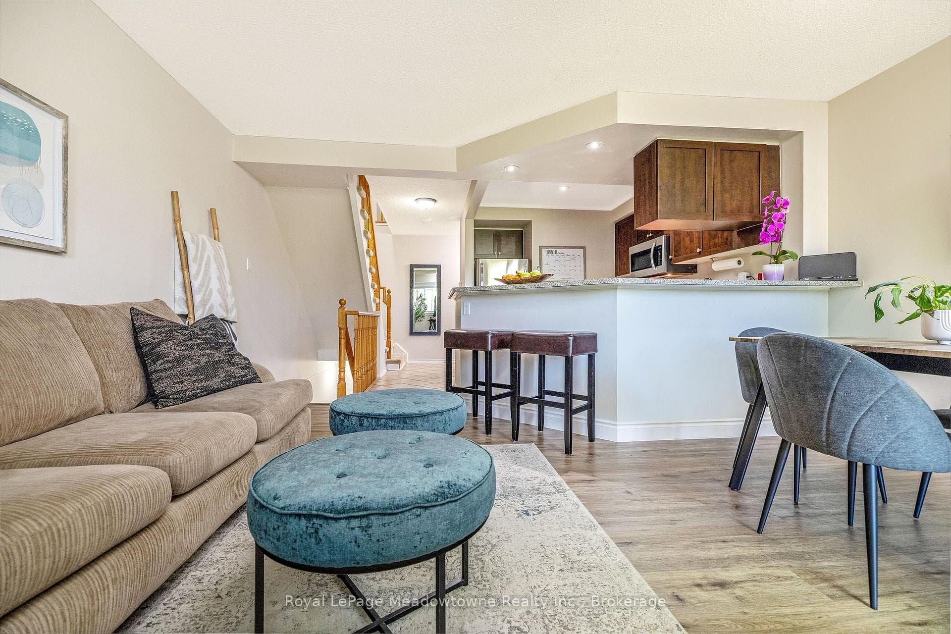 40- 2960 Headon Forest Drive — property photo