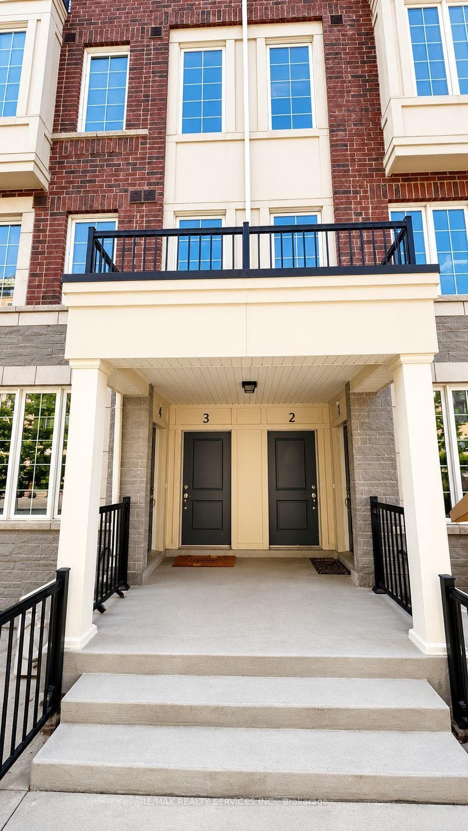 4- 2205 Lillykin Street — property photo