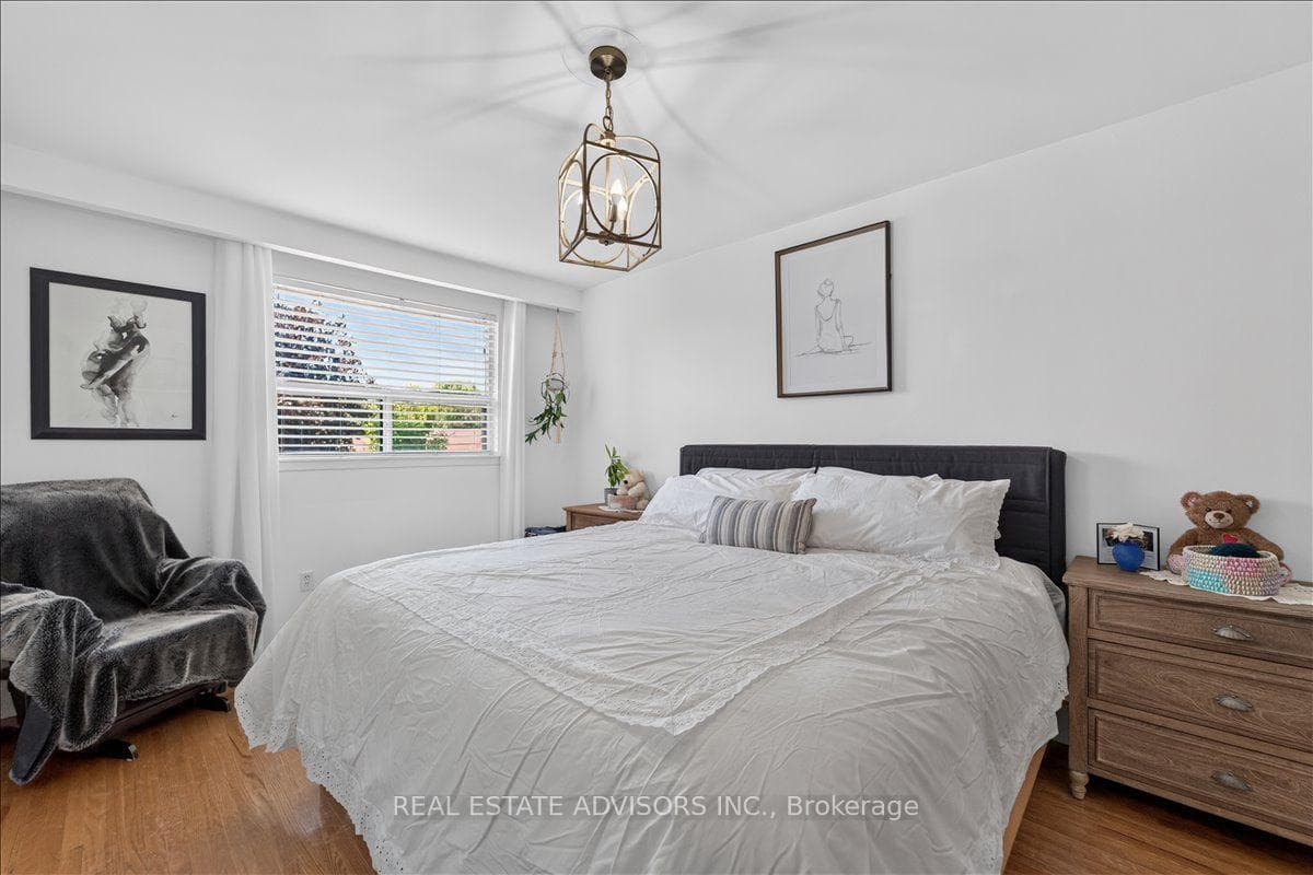 14 Grampian Crescent — property photo