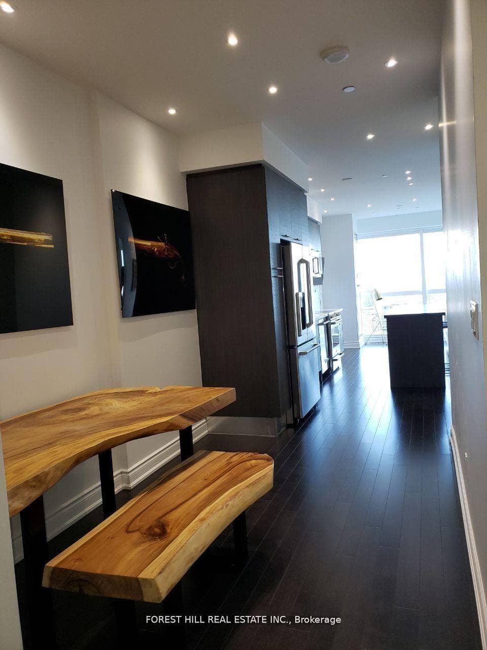 7401- 388 Yonge Street — property photo
