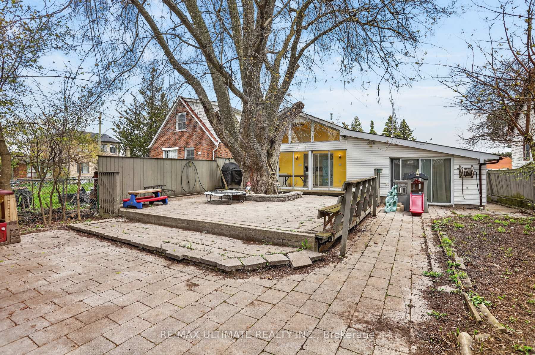 378 Kennedy Road — property photo