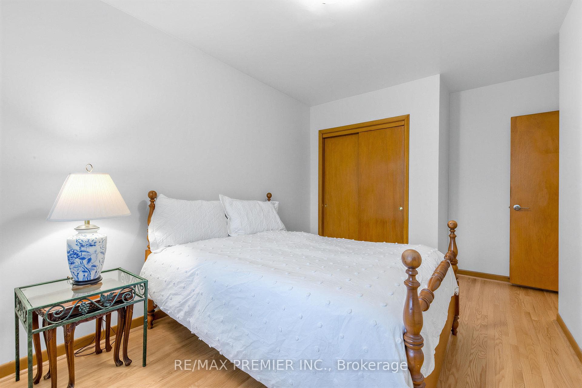 21 Halbadier Place — property photo
