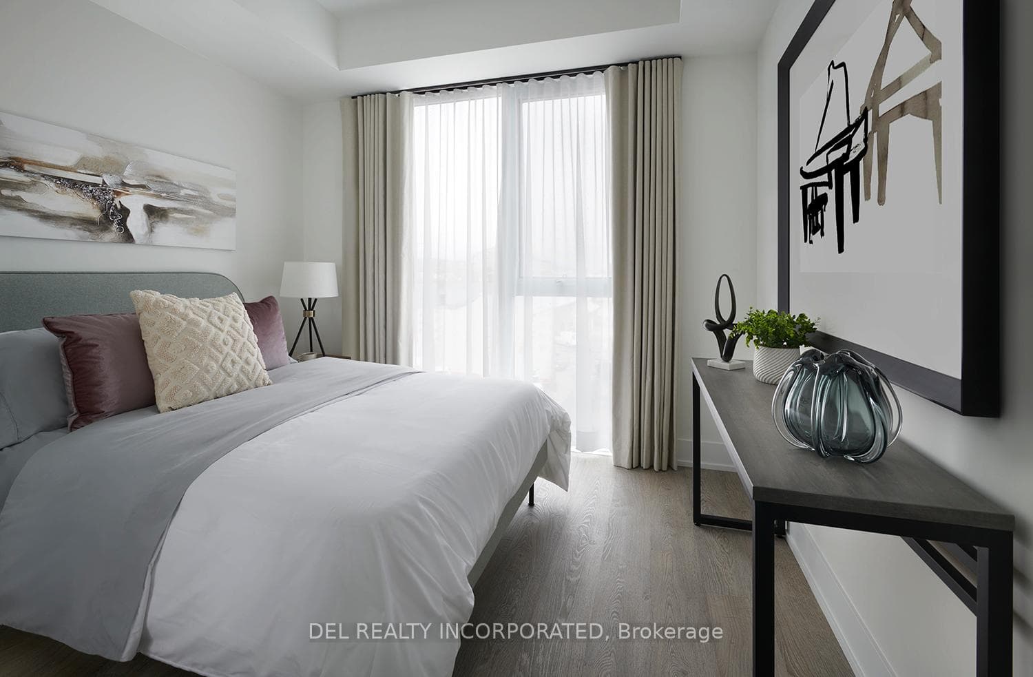 327- 858 Dupont Street — property photo