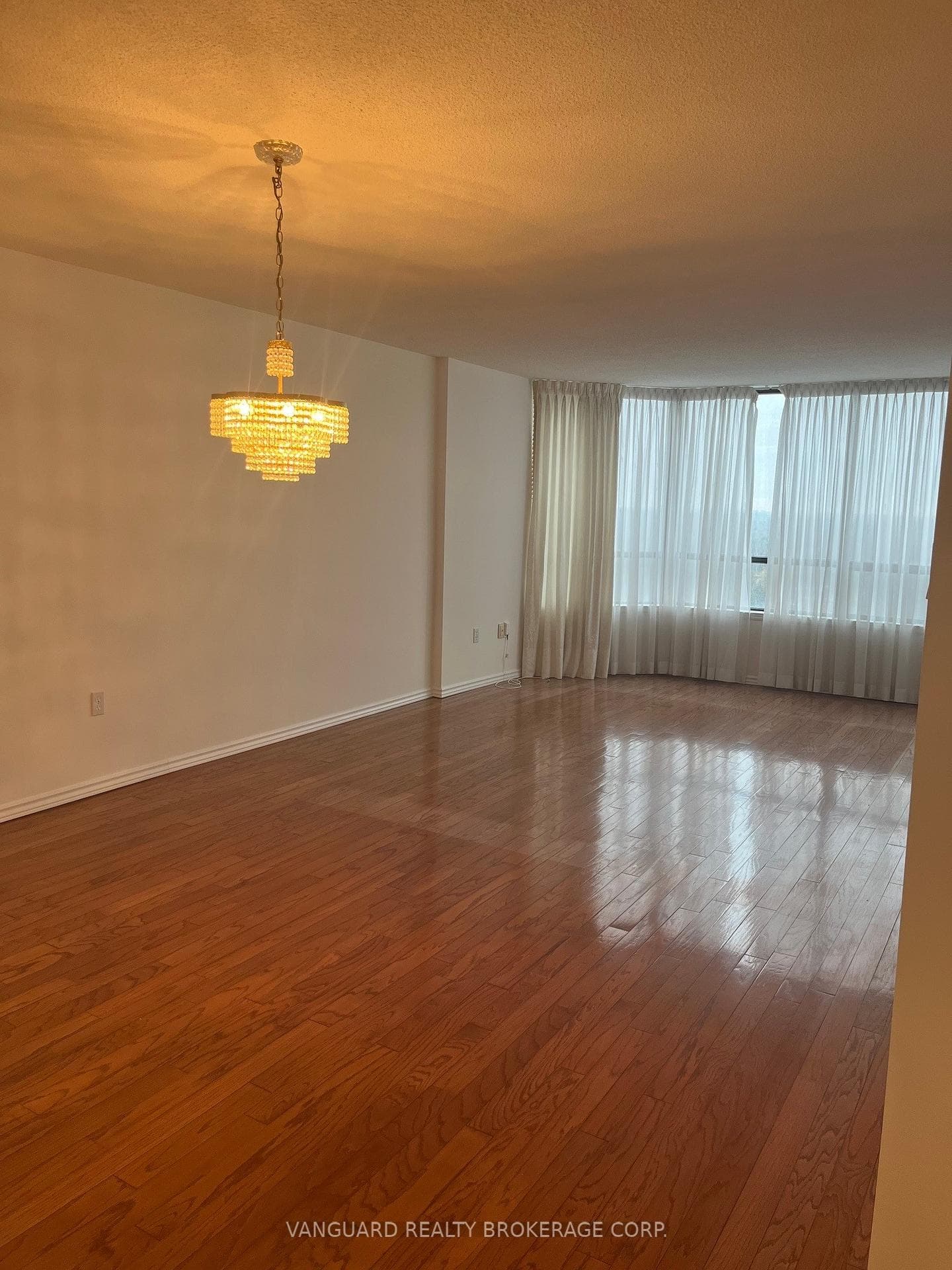 1706- 7460 Bathurst Street — property photo