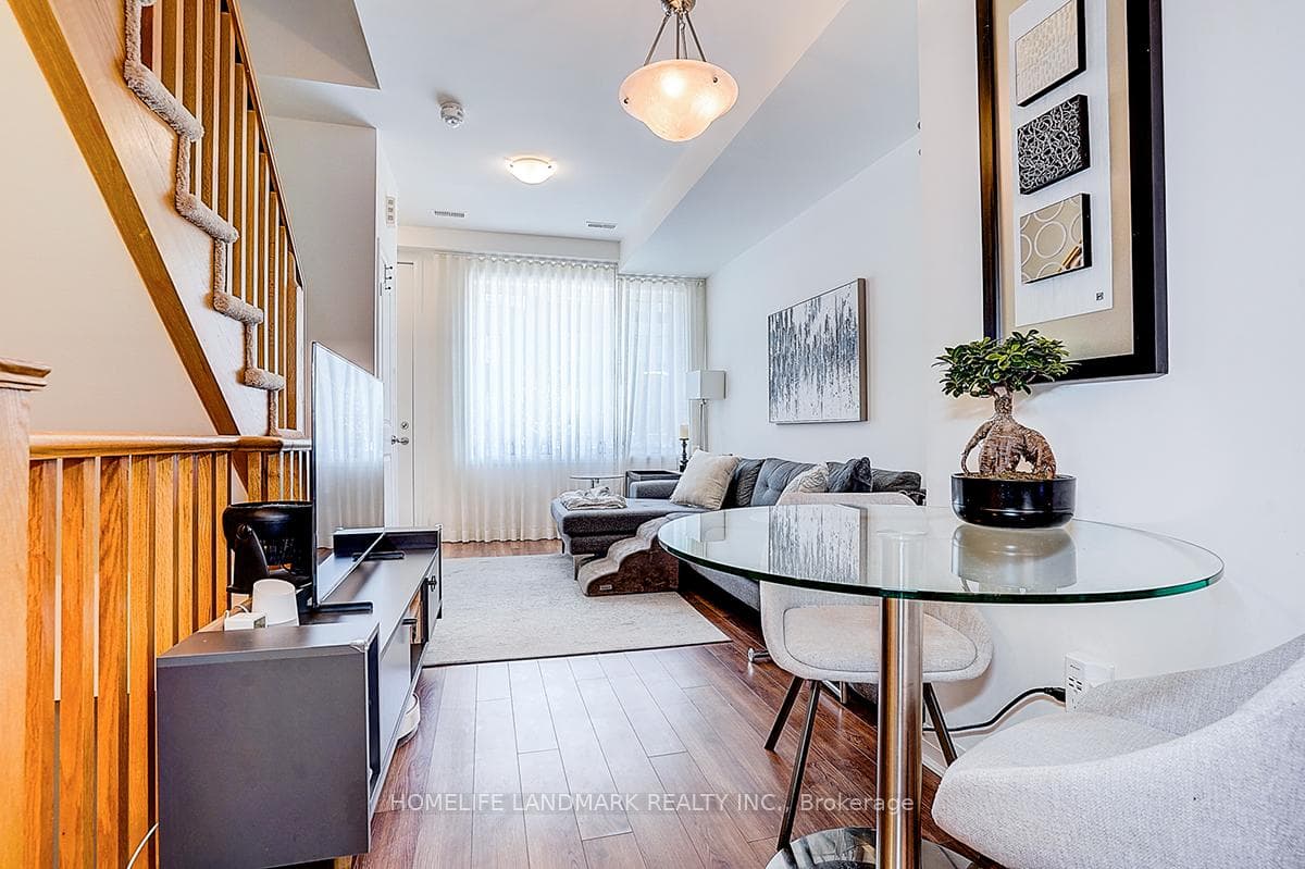 160 William Duncan Road — property photo