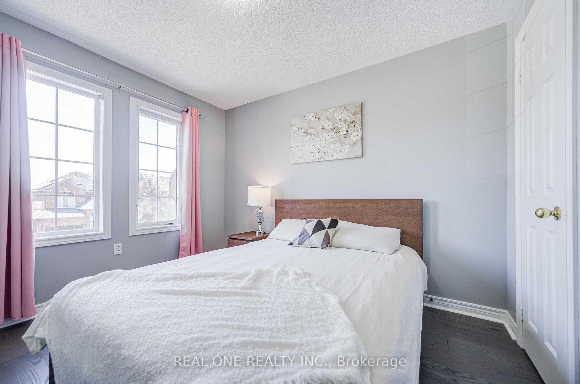 5827 Rainspring Drive — property photo