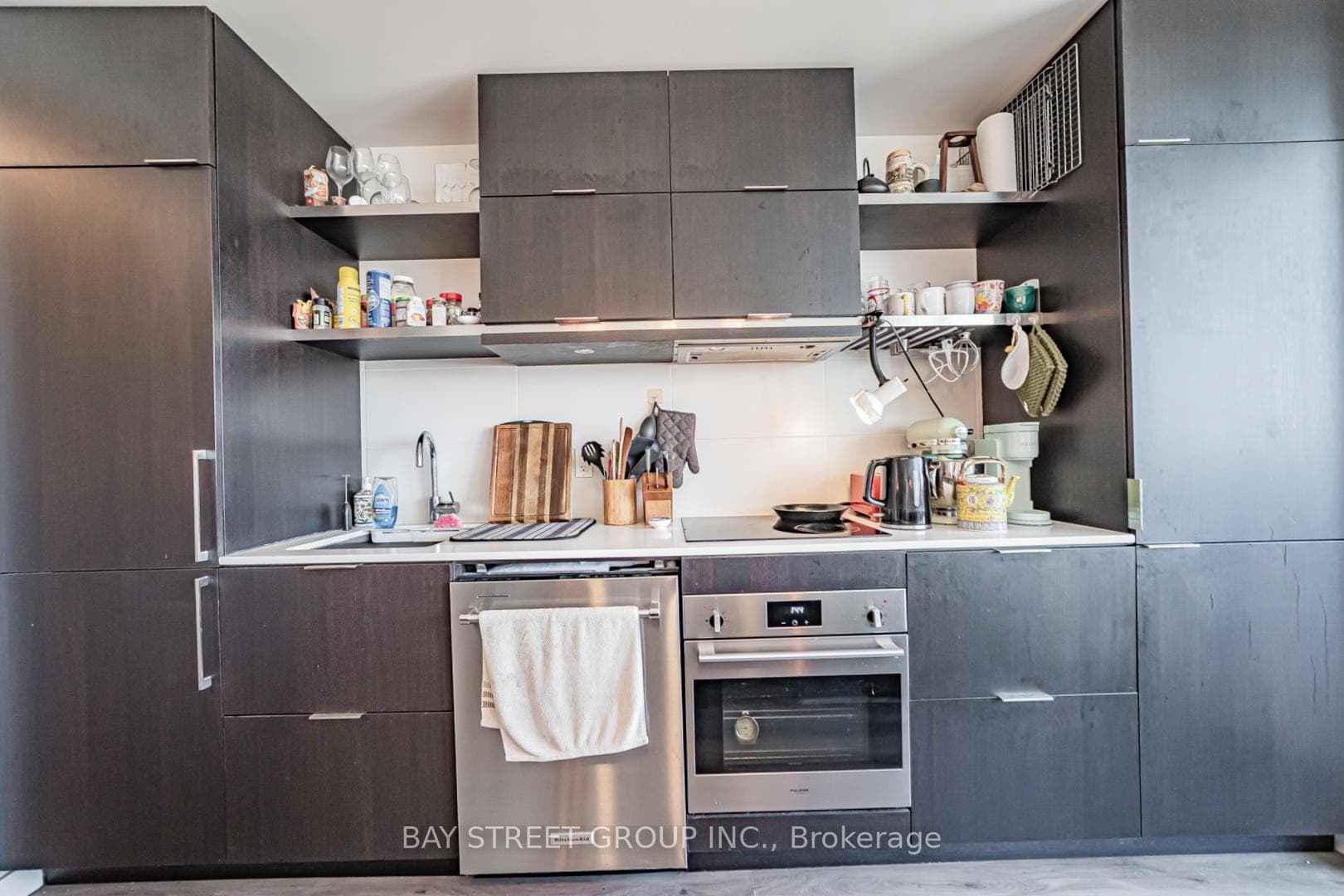 2204- 197 Yonge Street — property photo