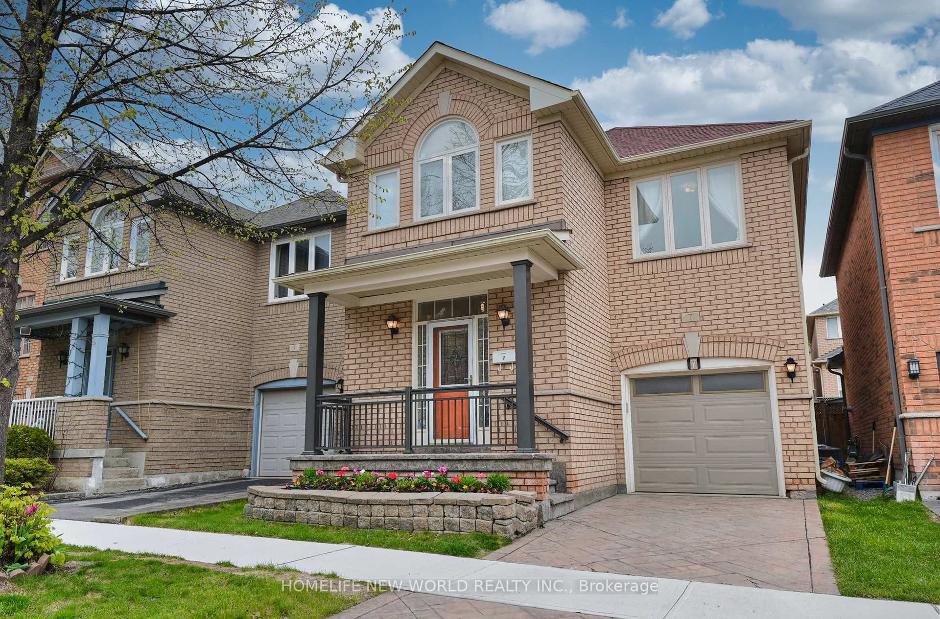 7 Fairlawn Avenue — property photo