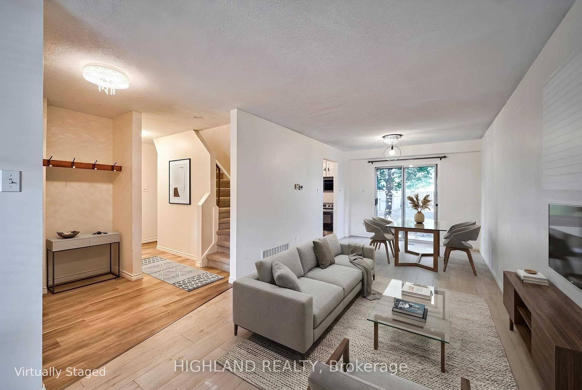 6455 Tisler Crescent — property photo