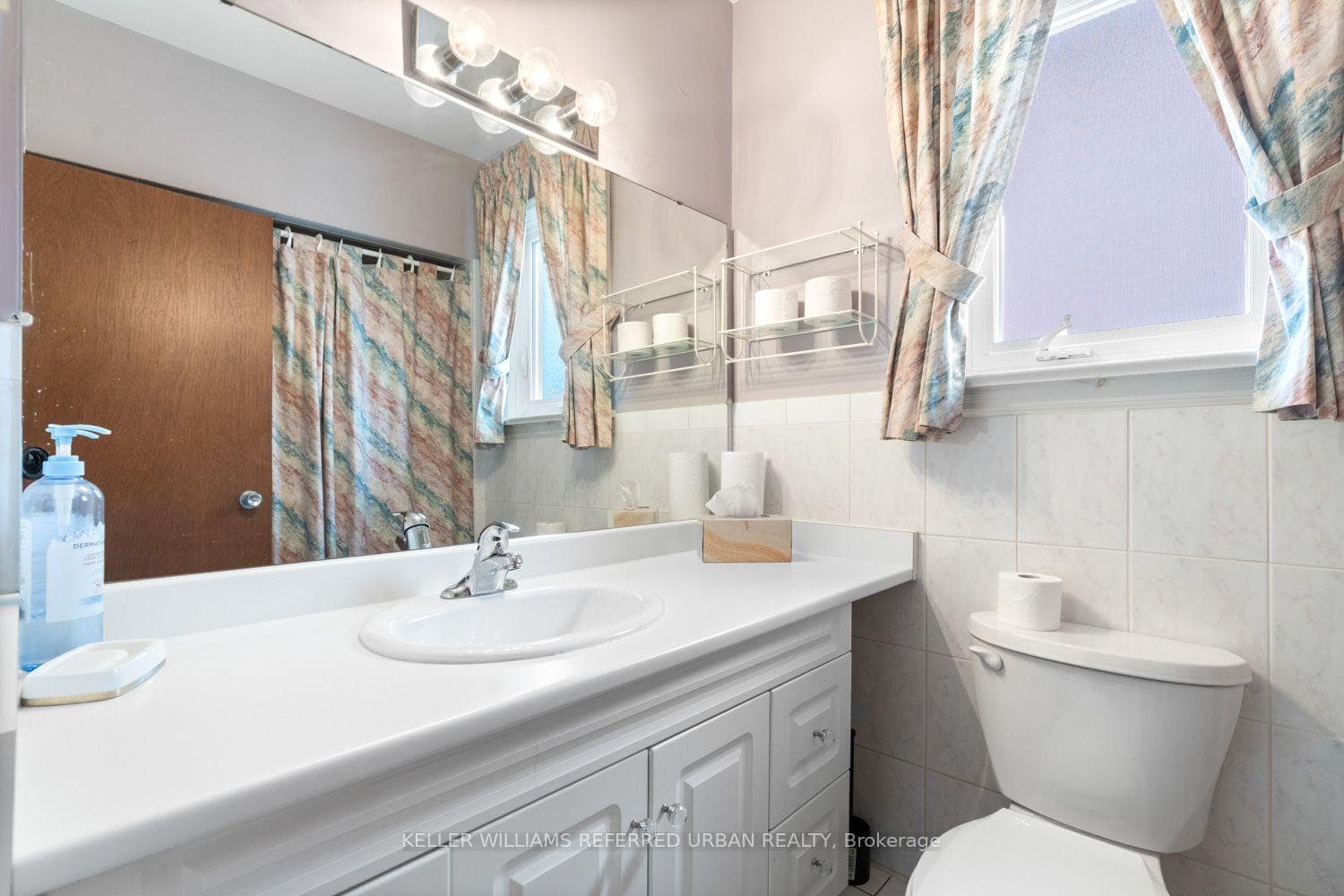 114 Gracefield Avenue — property photo