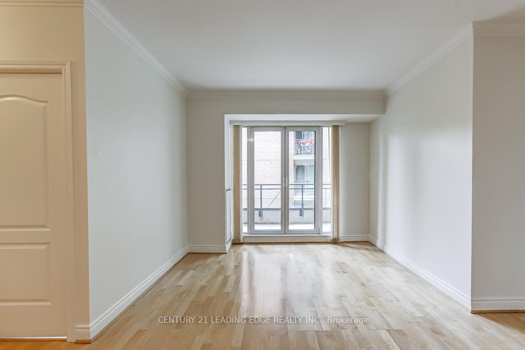 308- 11 William Carson Crescent — property photo