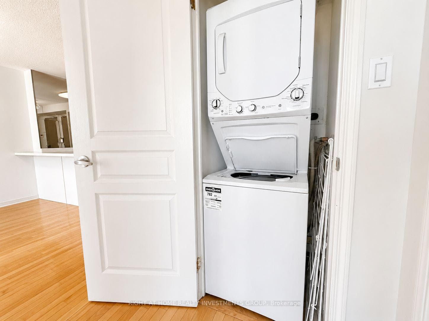 1101- 29 Northern Heights Drive — property photo