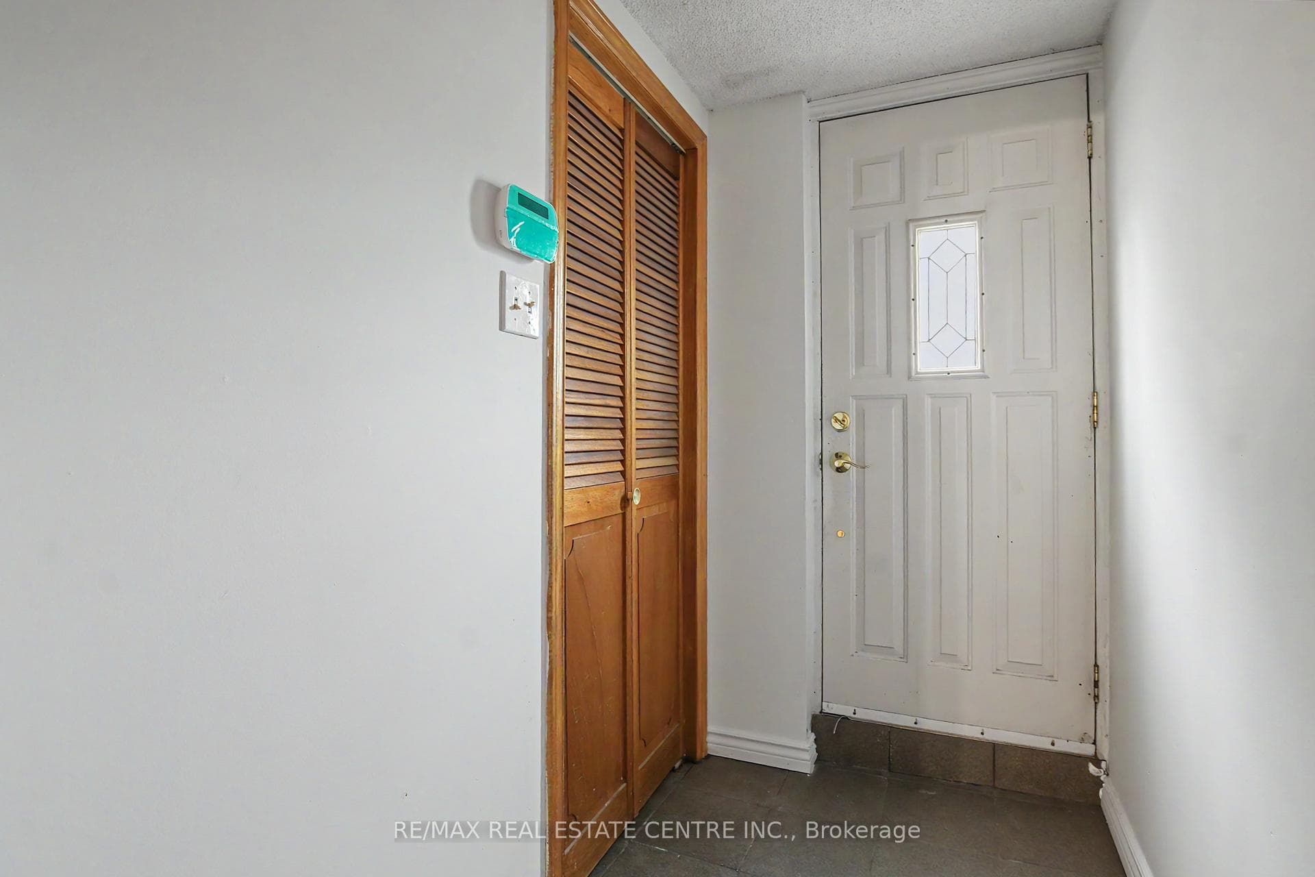 396 Pinemeadow Avenue — property photo