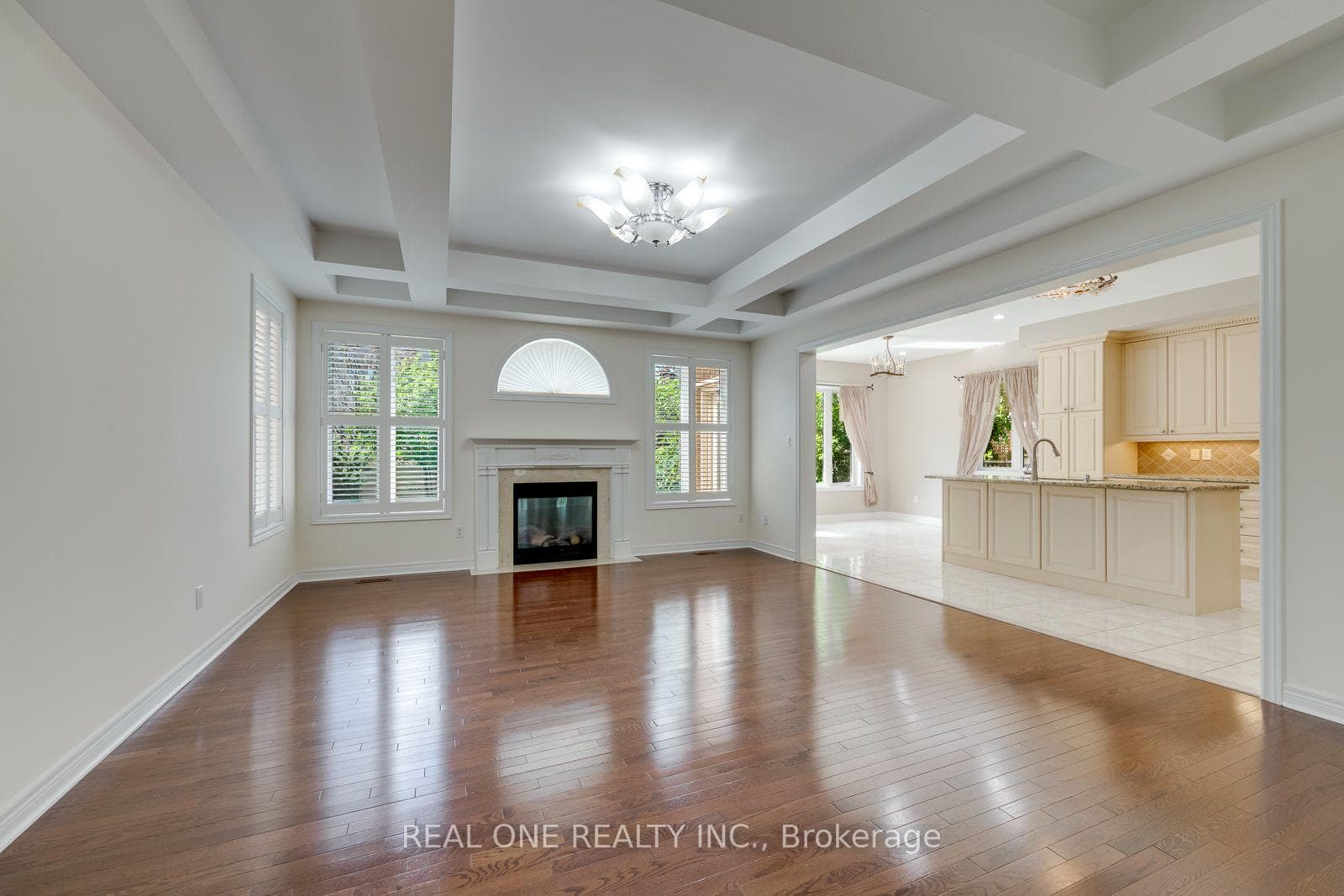 1387 Ferncrest Road — property photo