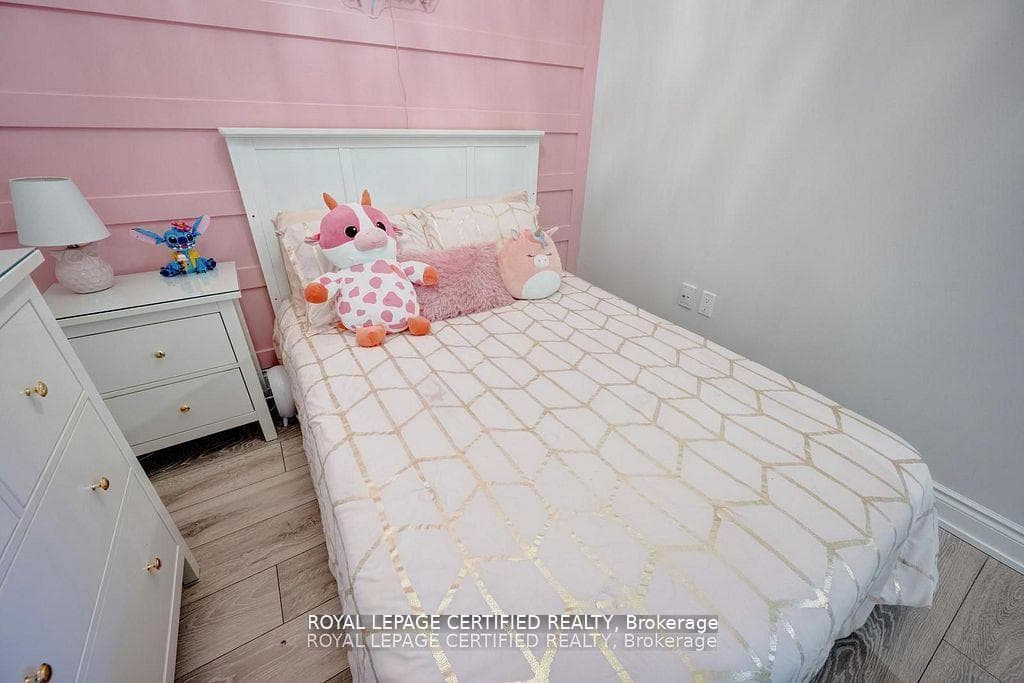 114- 1050 Main Street — property photo