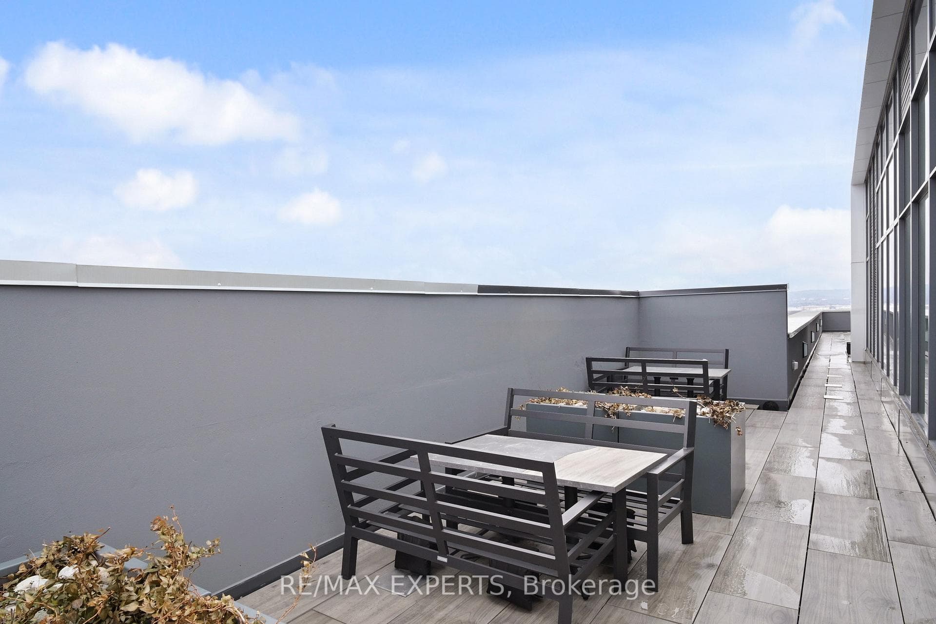 1007- 500 Brock Avenue — property photo
