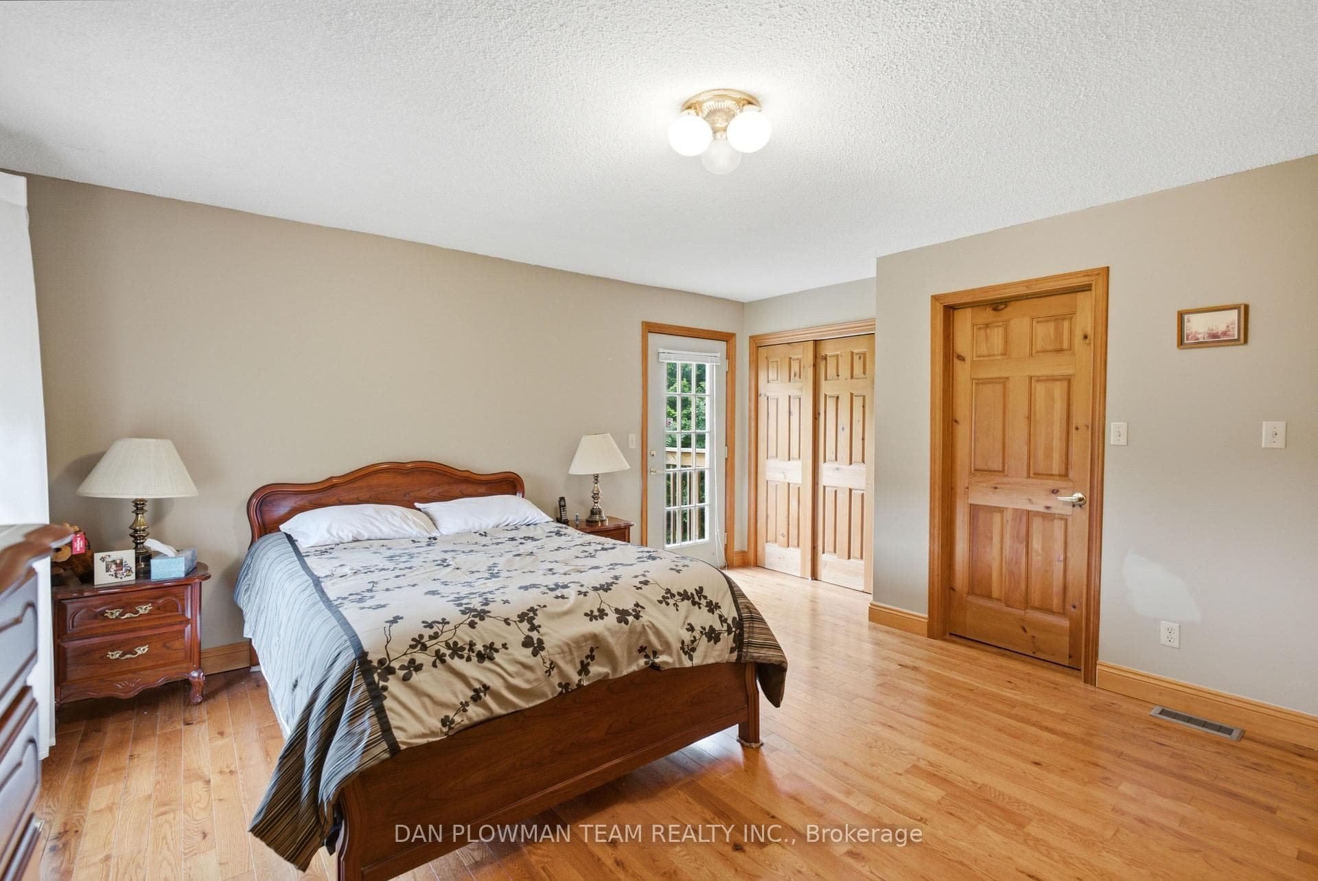 9640 Dagmar Road — property photo