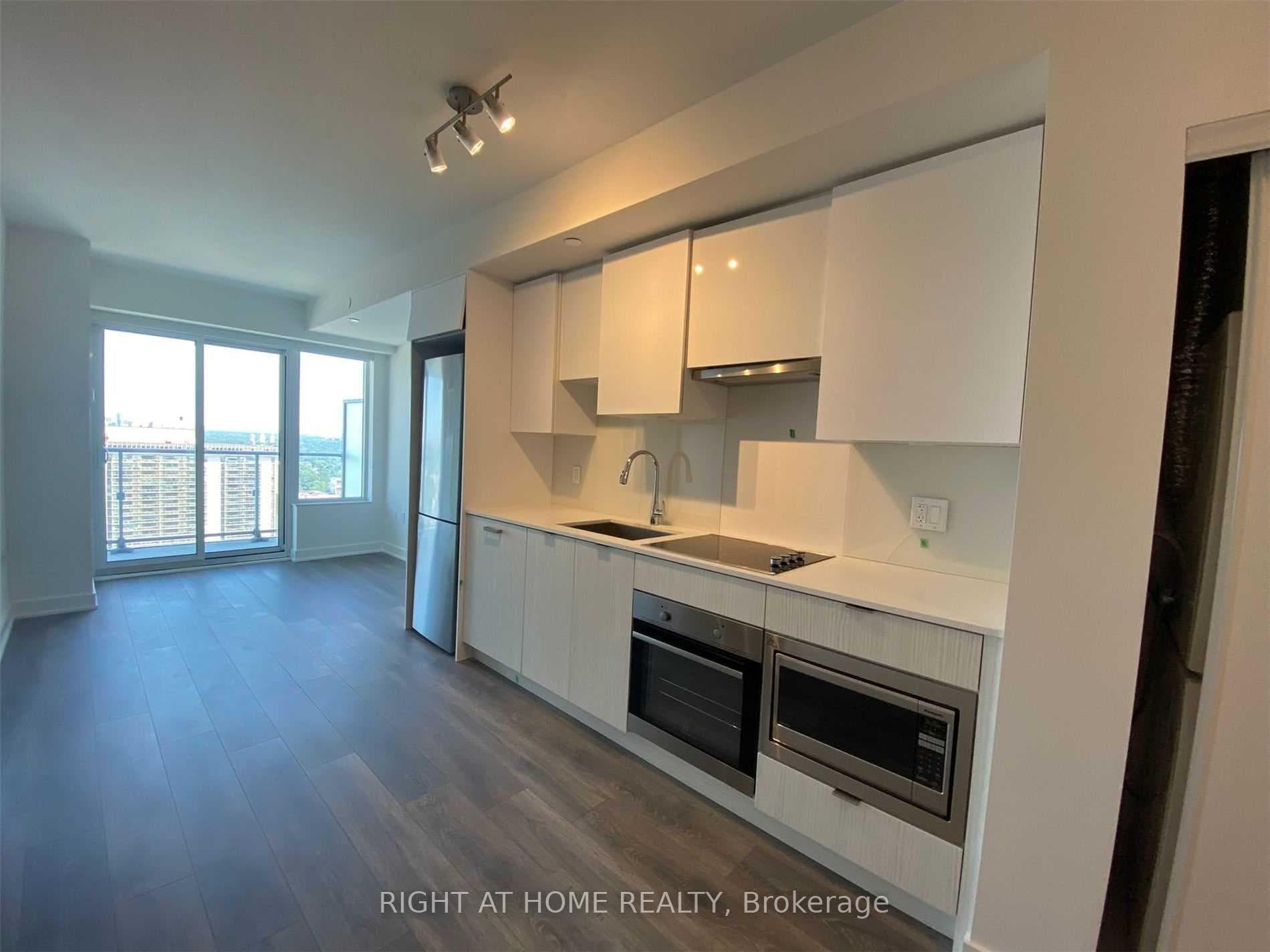 2912- 99 Broadway Avenue — property photo