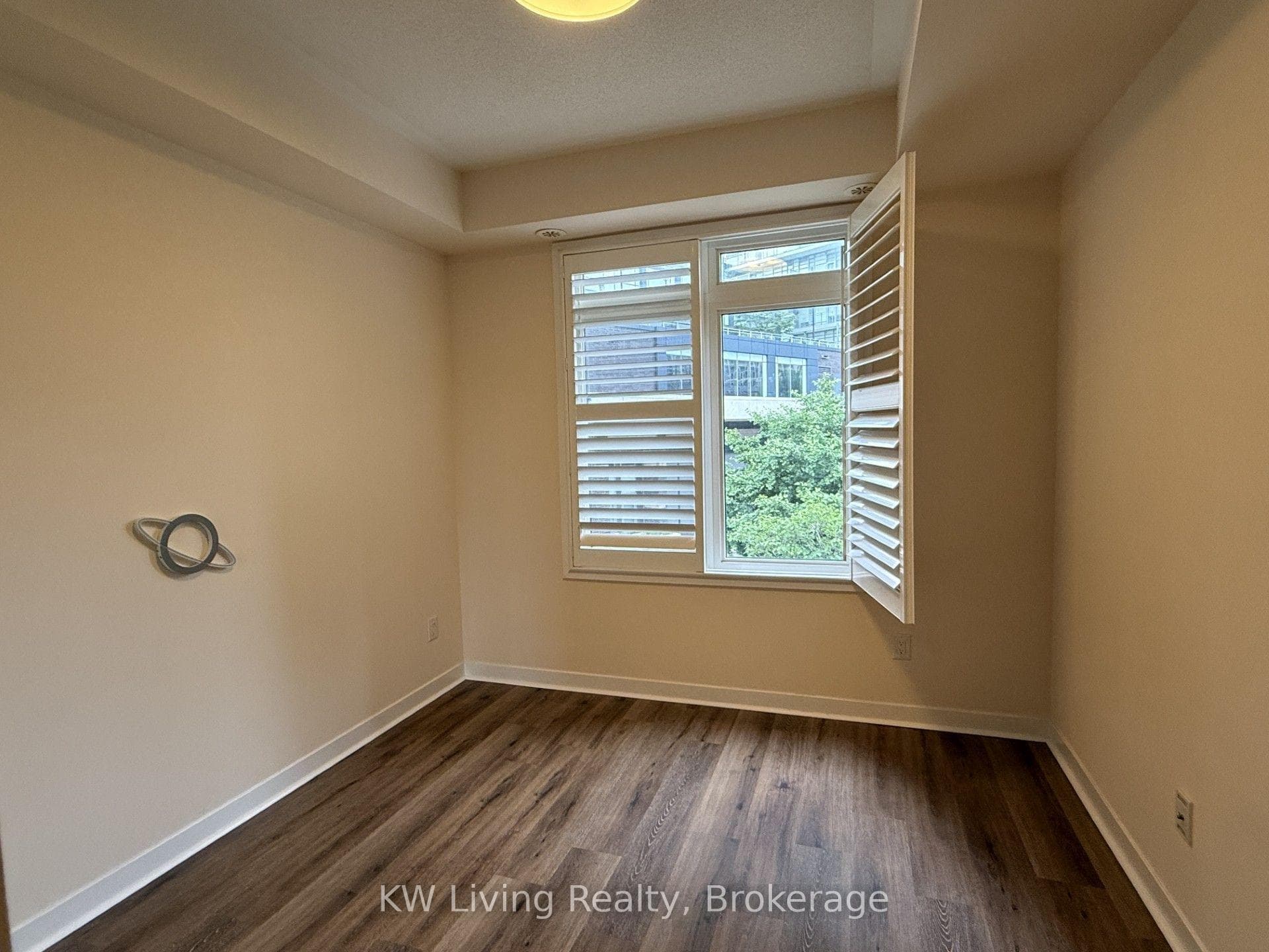 128(28)- 370 Square One Drive — property photo