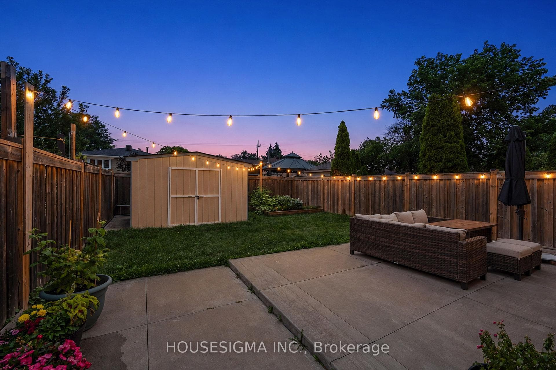 61 Ruthmar Crescent — property photo
