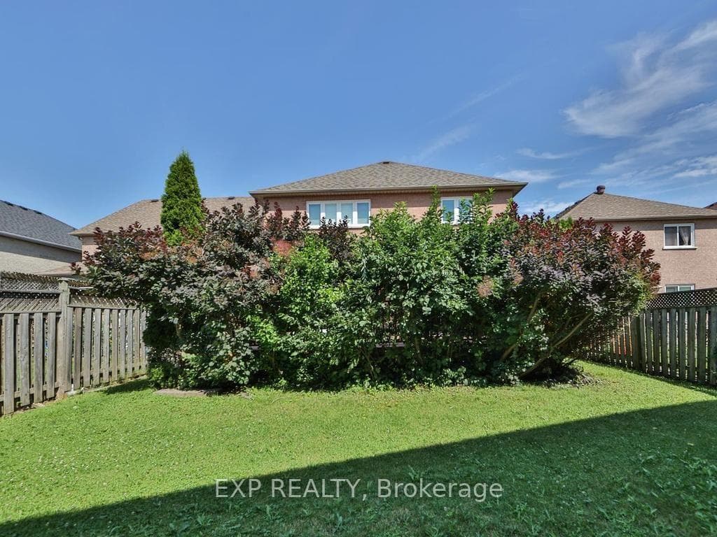 48 Stonebridge Boulevard — property photo