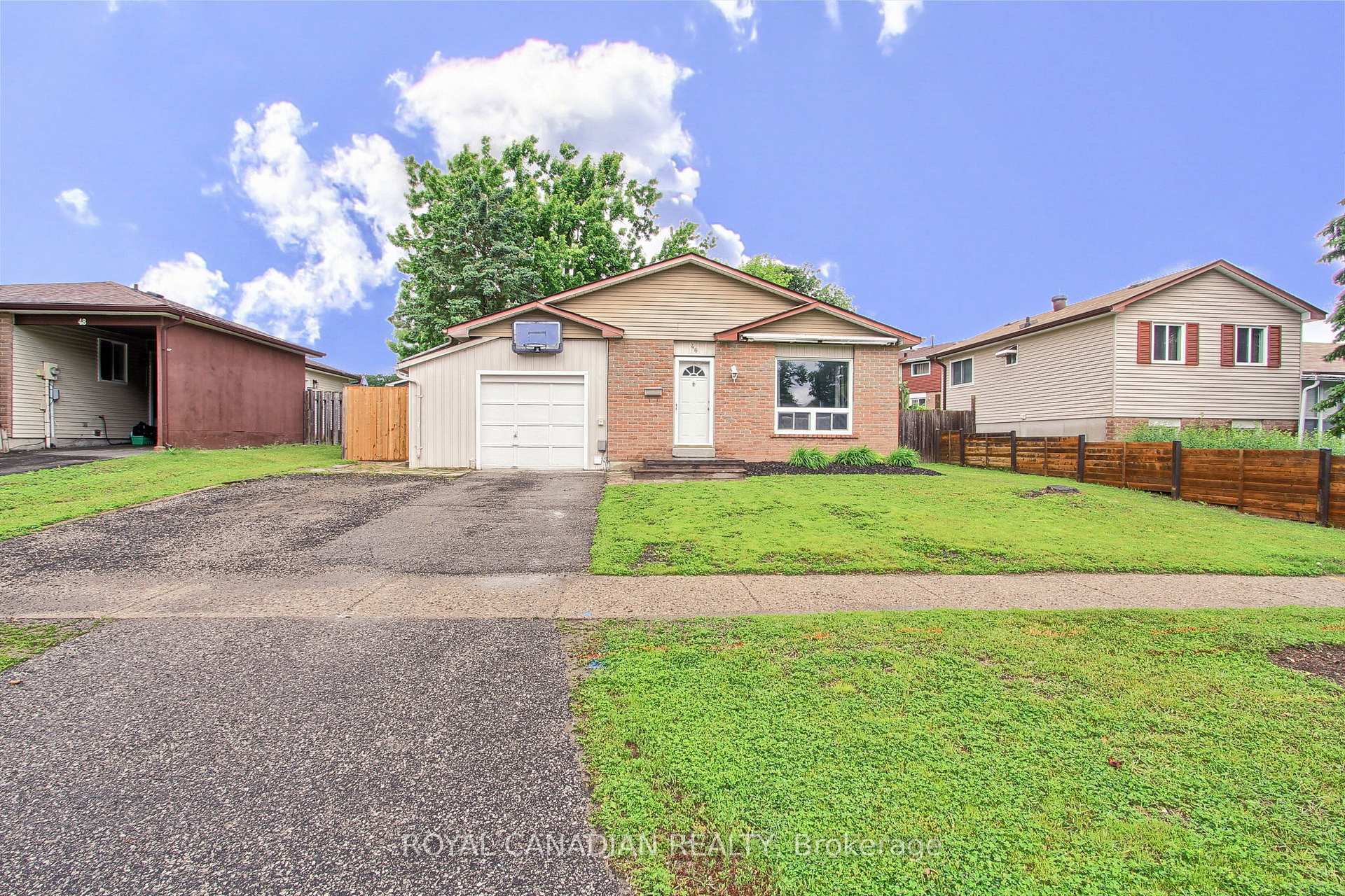 46 Austen Lane — property photo