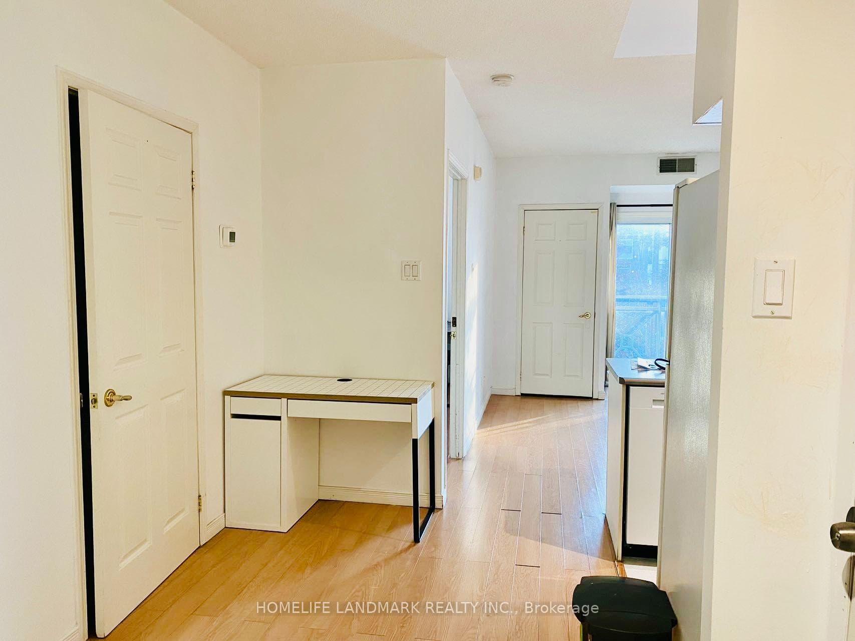 105- 2351 Kennedy Road — property photo
