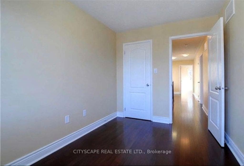 1136 Schooling Drive — property photo