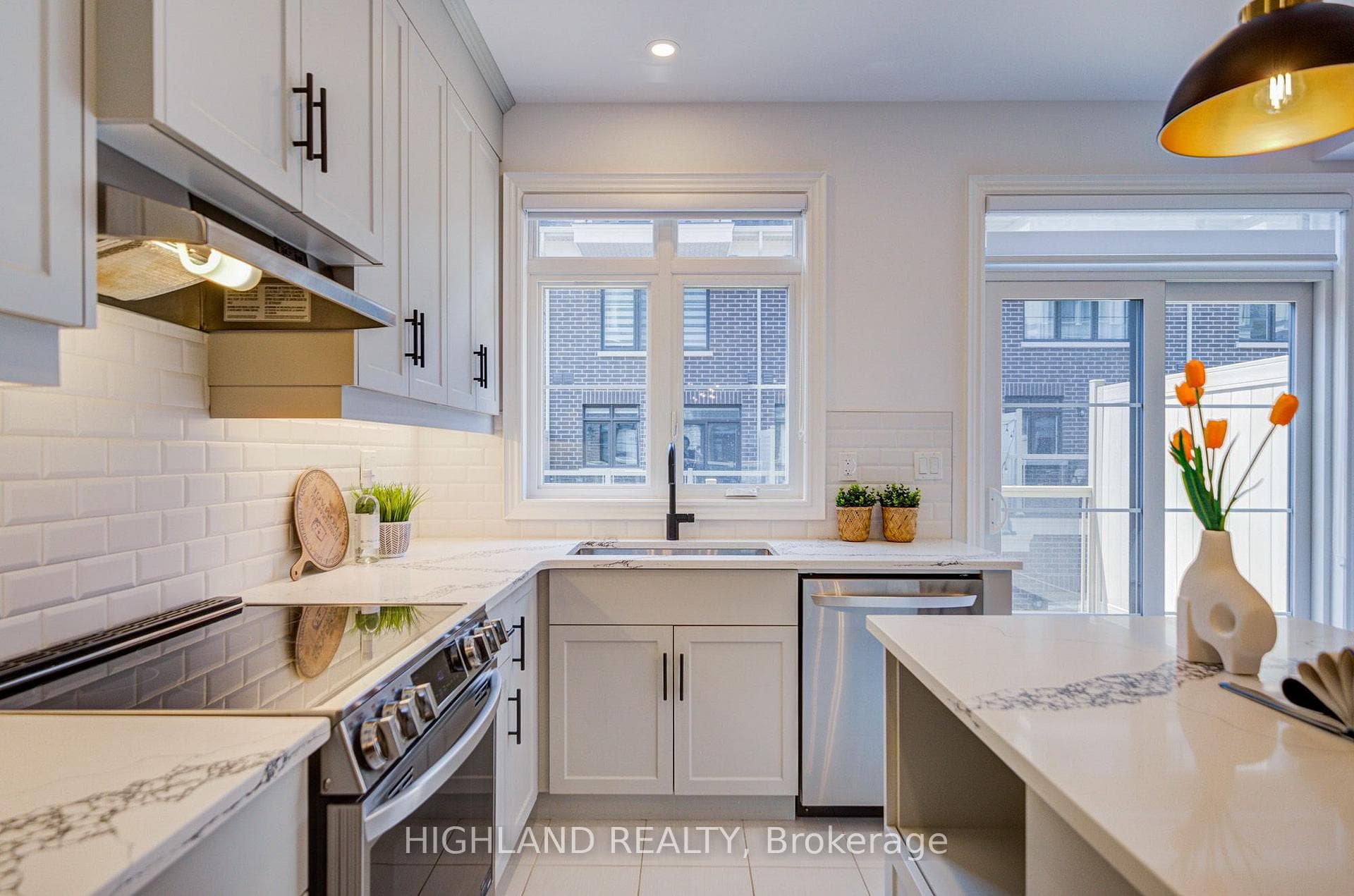 22- 270 Melody Common — property photo