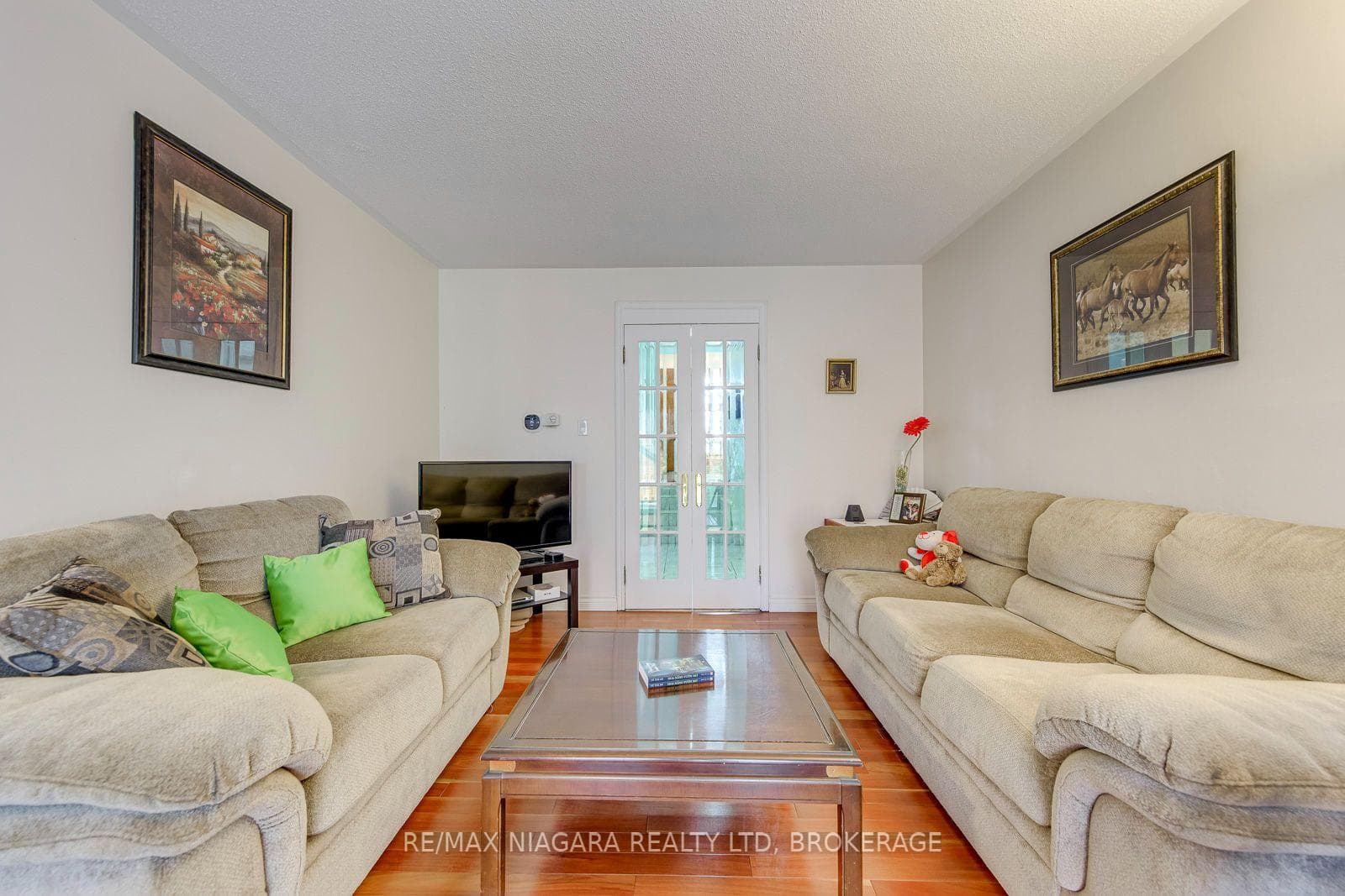 3778 Corliss Crescent — property photo