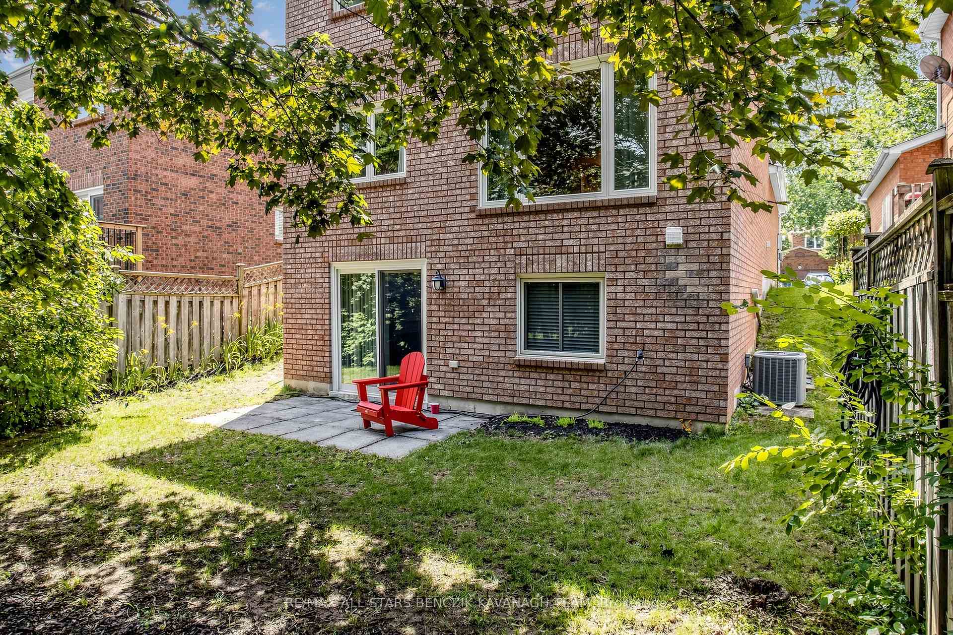 46 Crawford Rose Drive — property photo