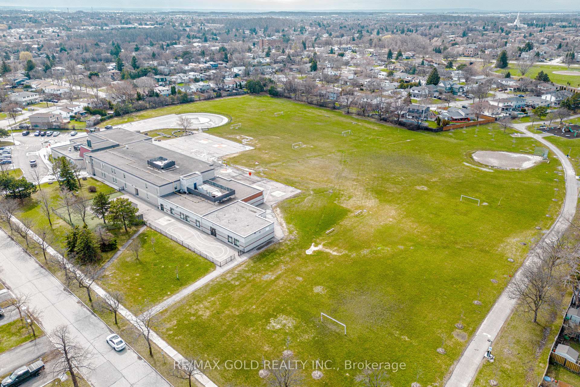 34 Jackman Drive — property photo
