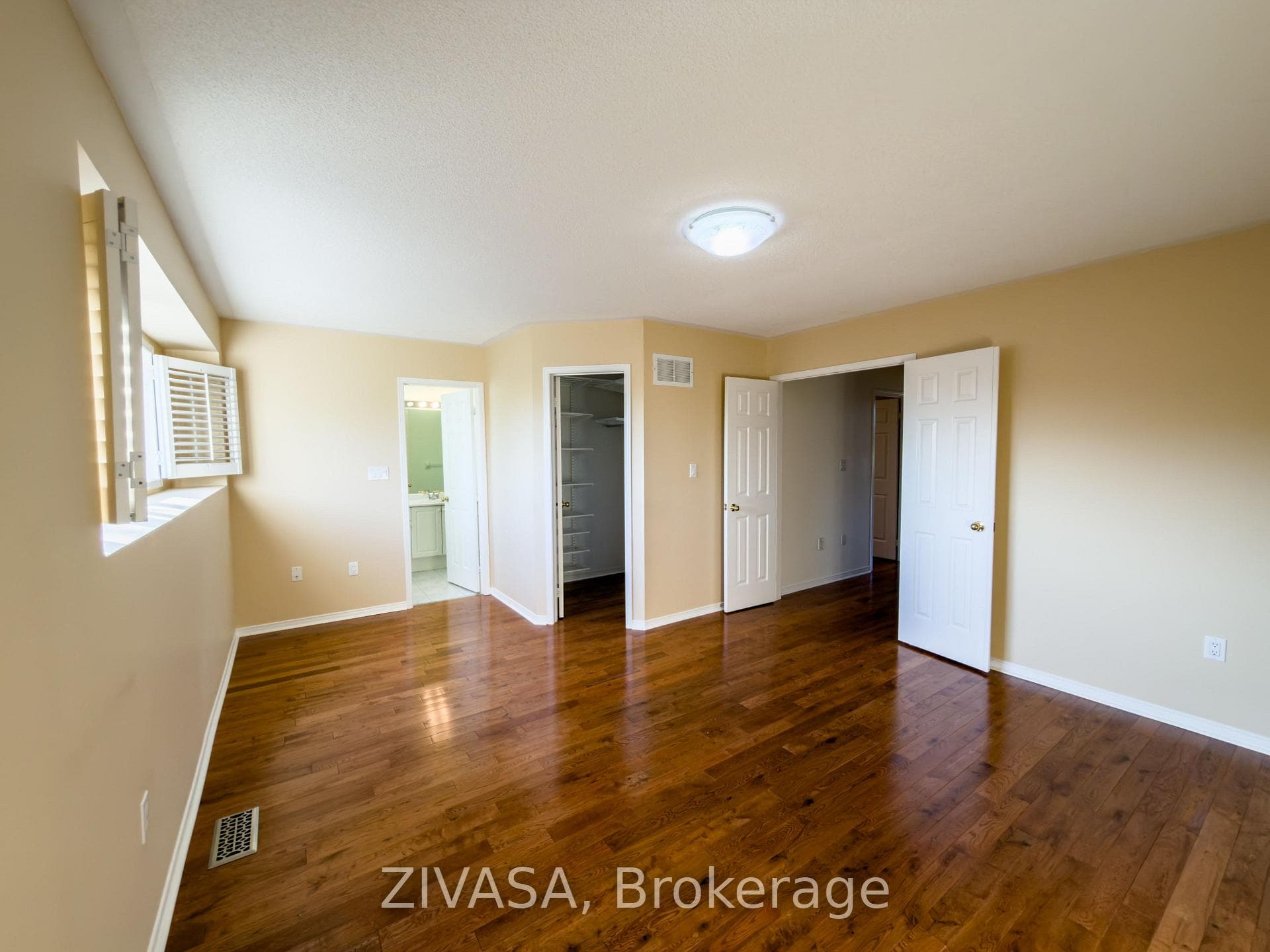 3103 Baytree Court — property photo