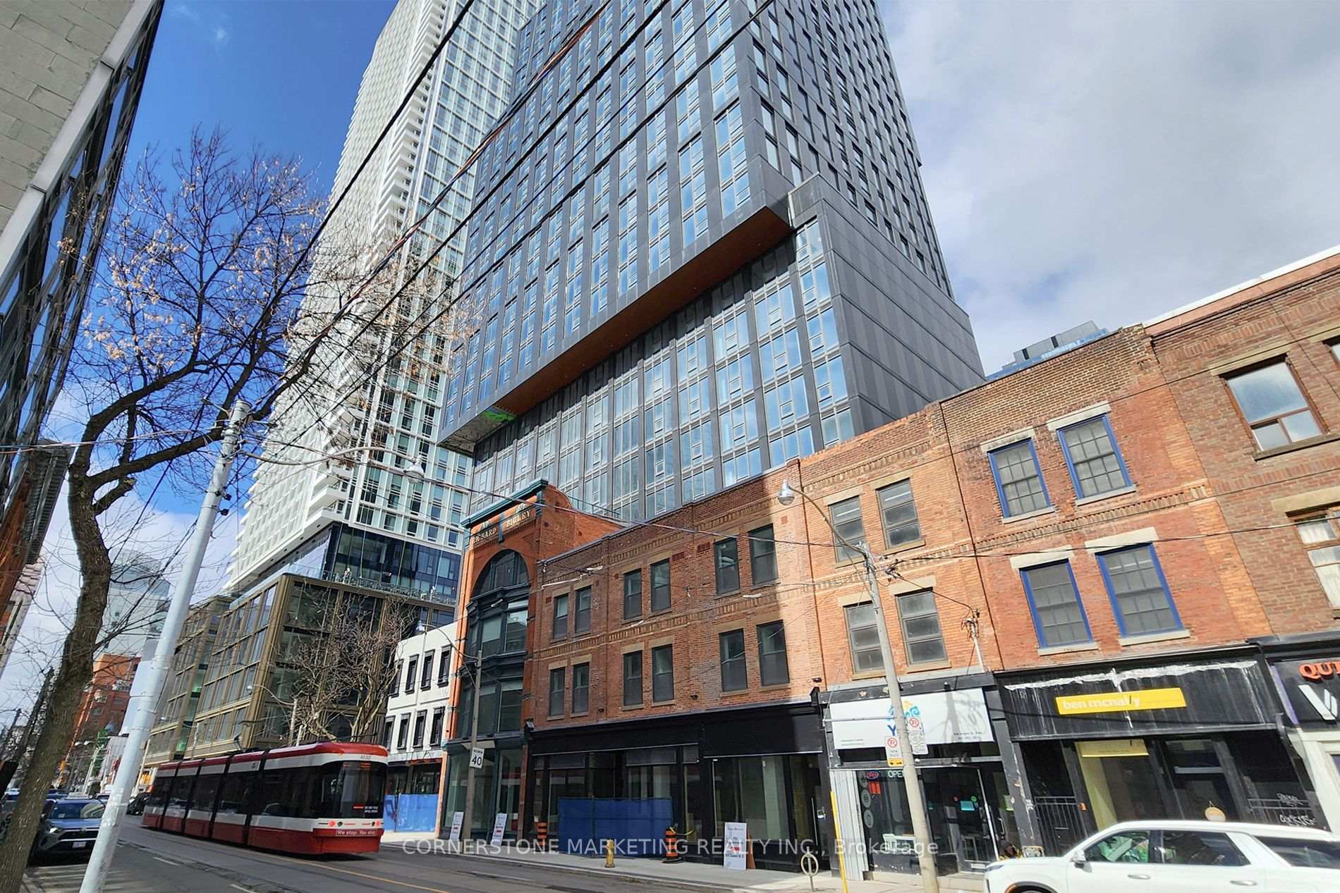 2010- 100 Queen Street — property photo